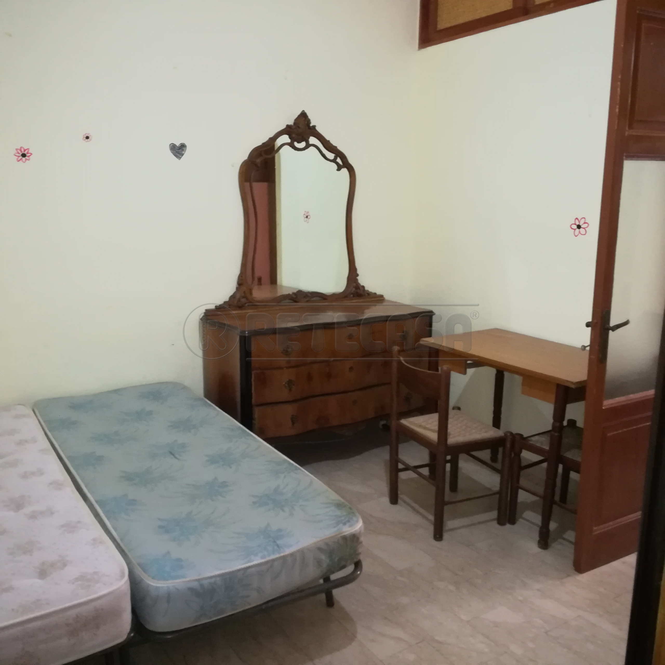 Bilocale da ristrutturare in via maddalena 108, Messina