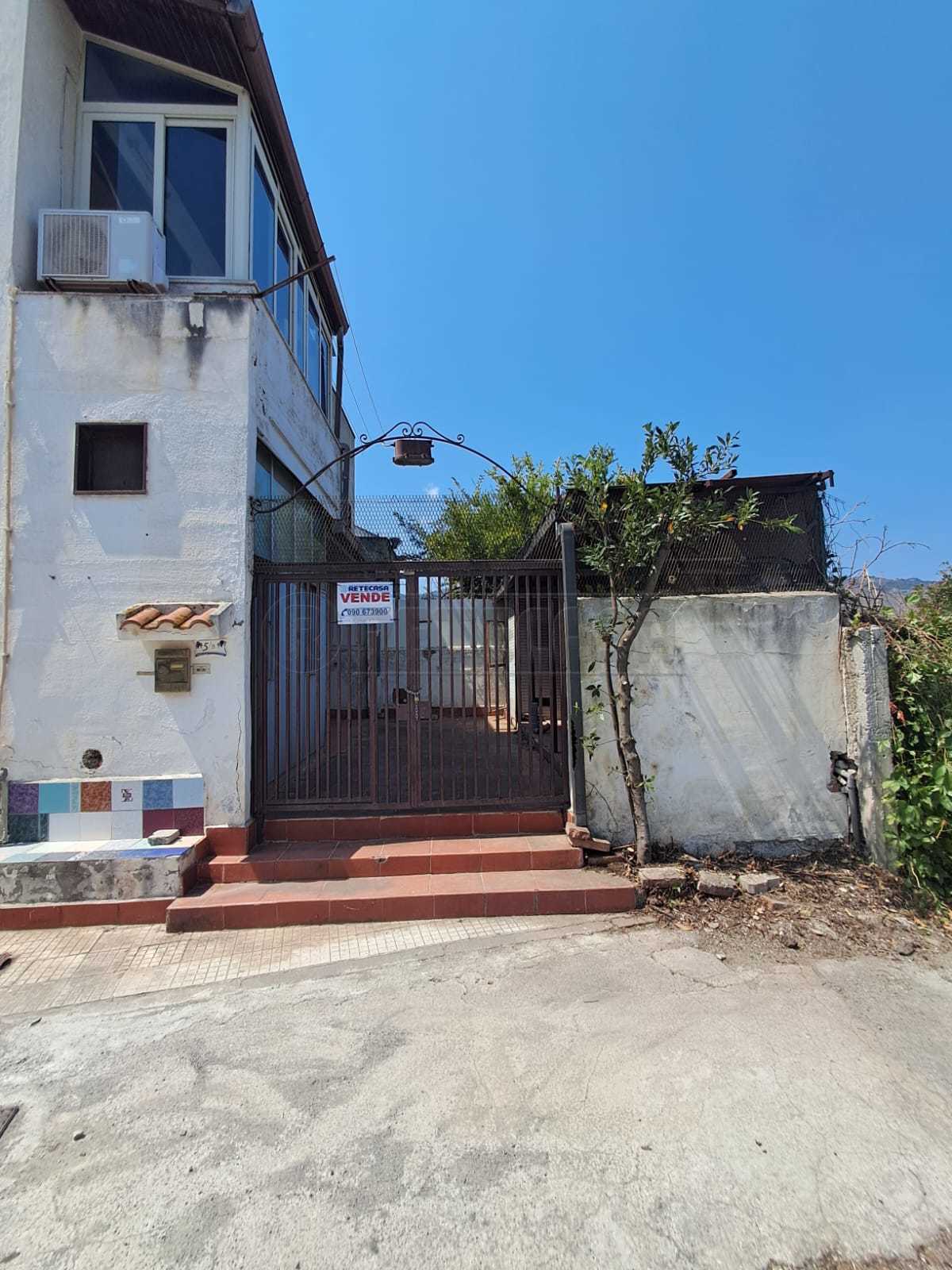 Casa indipendente da ristrutturare in via nazionale 254, Falcone