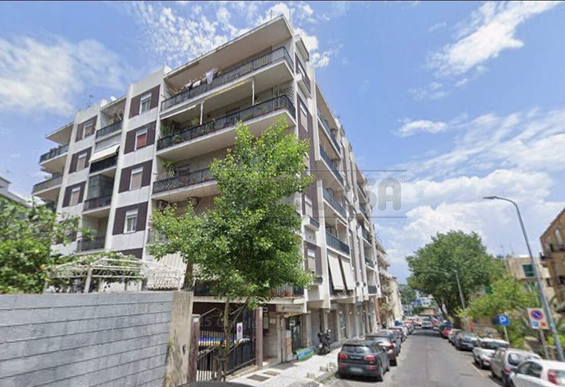 Bilocale da ristrutturare in via istria 34, Messina