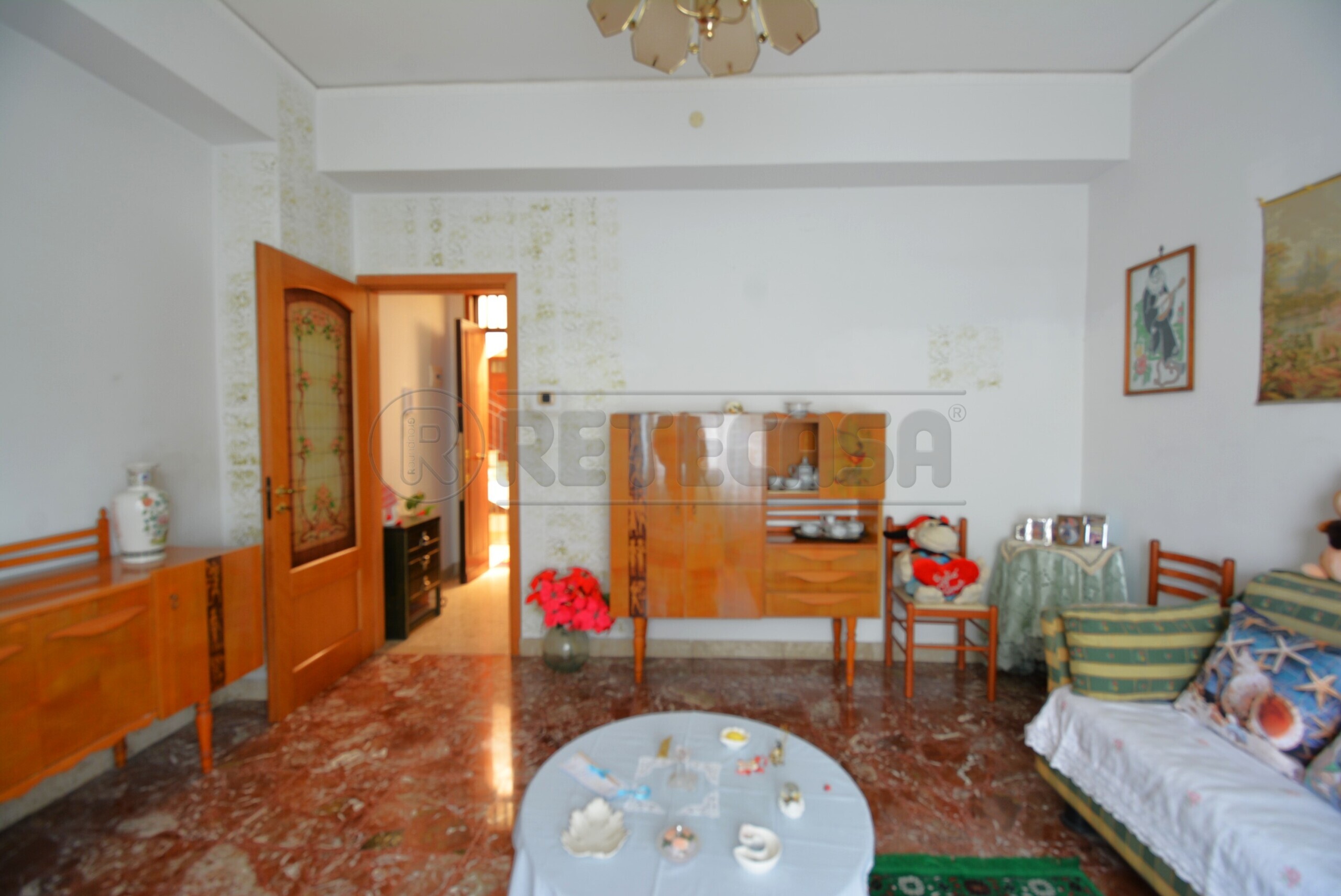 Trilocale da ristrutturare in via consolare pompea 7, Messina