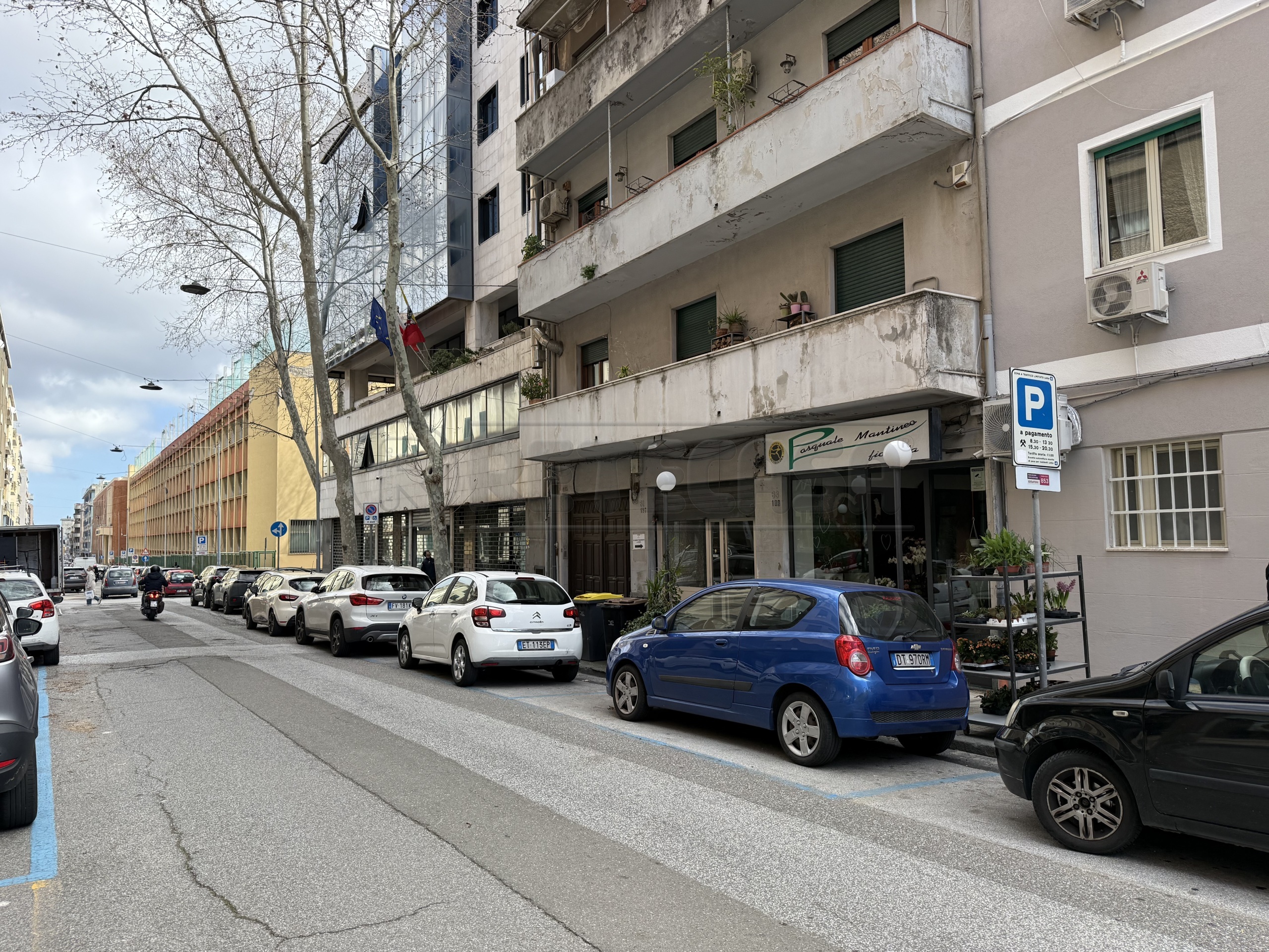 Locale commerciale da ristrutturare in via ugo bassi 107, Messina