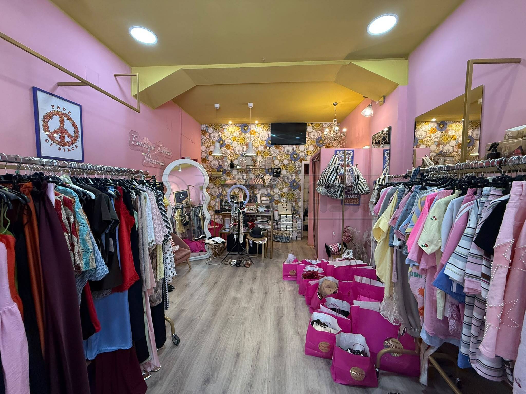 Locale commerciale in affitto in via santa cecilia 140, Messina