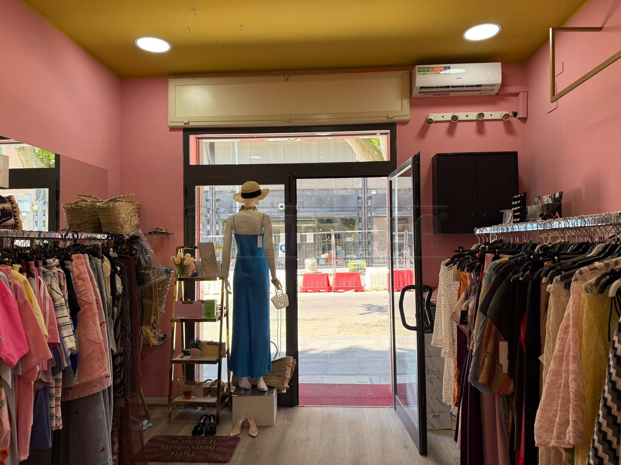 Locale commerciale in affitto in via santa cecilia 140, Messina