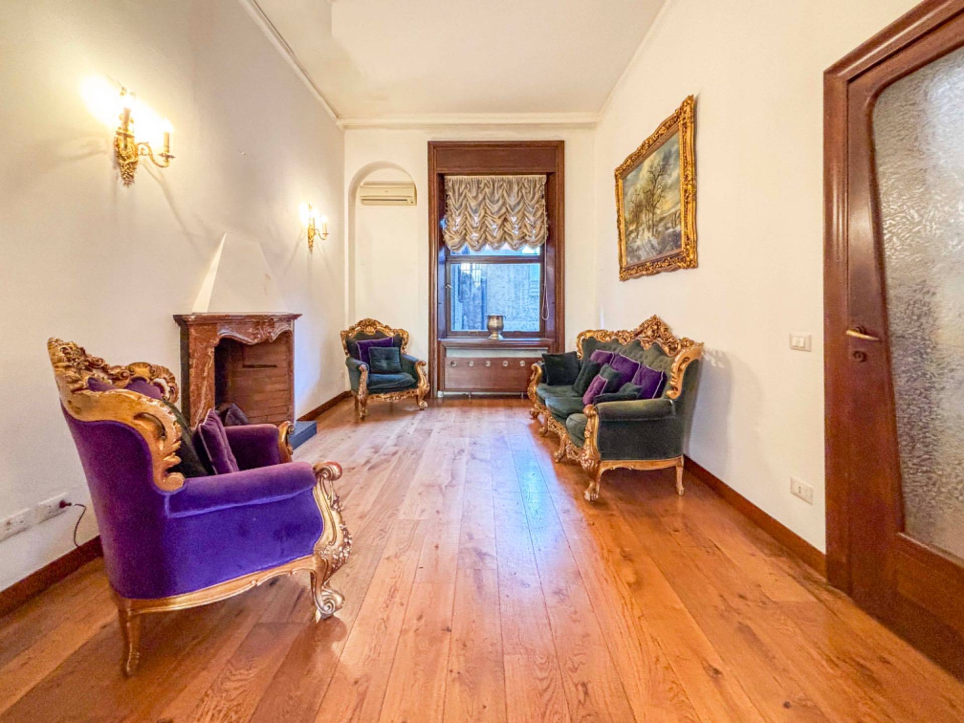 Villa in vendita a Milano, Nolo