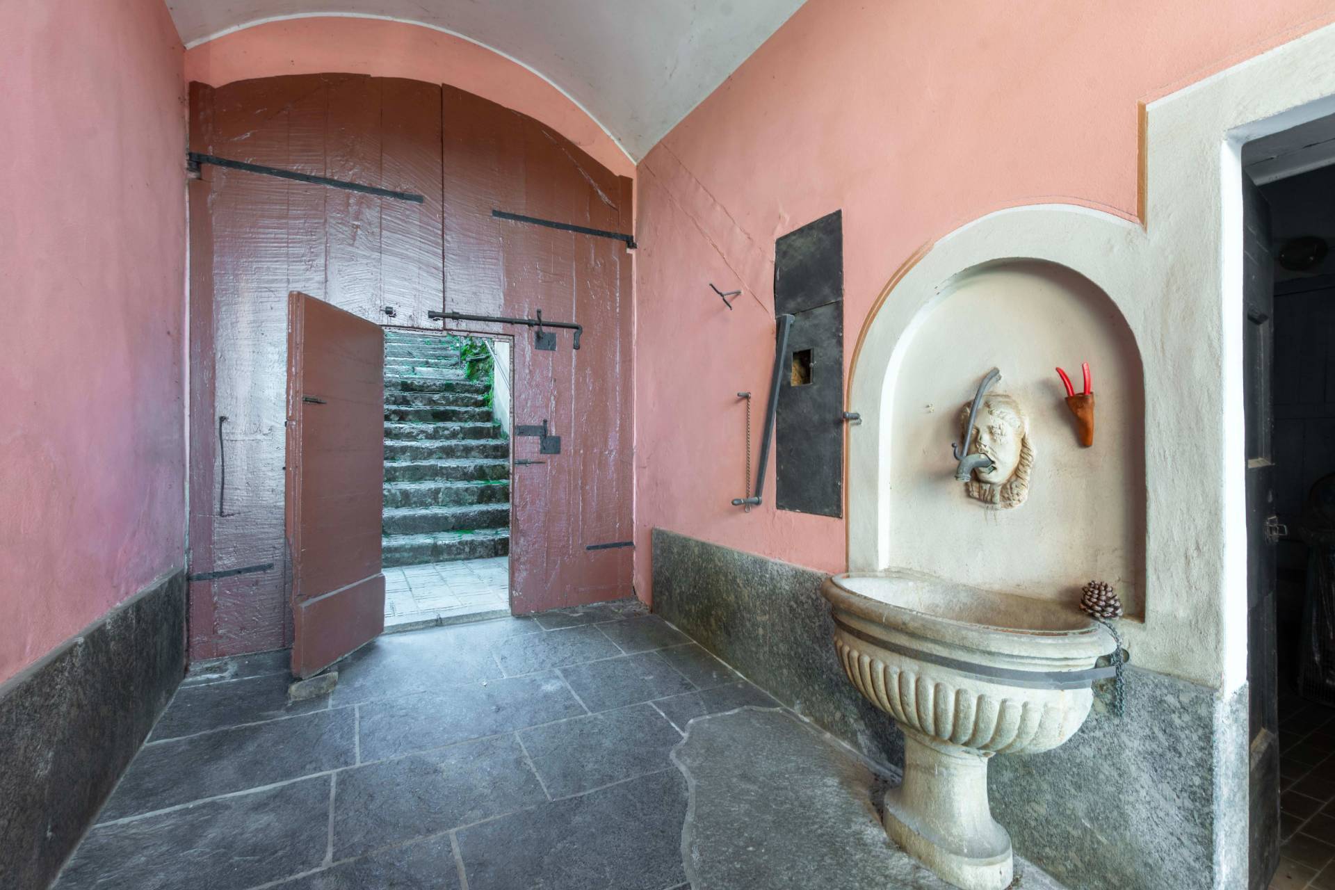 Villa in vendita a Albese con Cassano