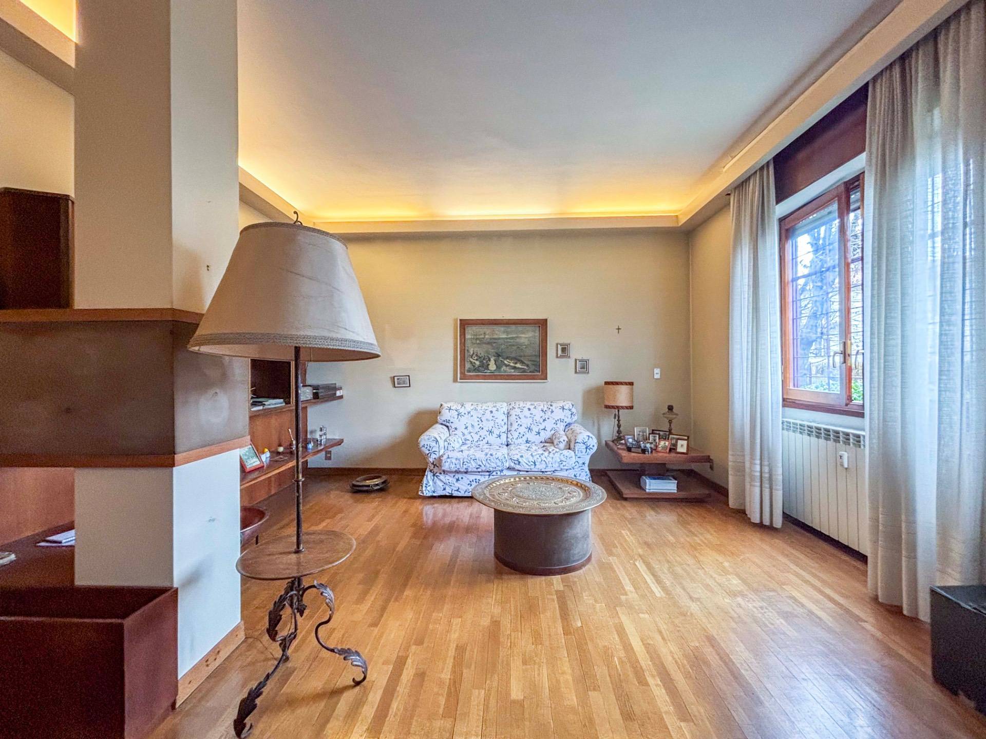 Appartamento in vendita a Milano, Milano-Lotto Novara San Siro