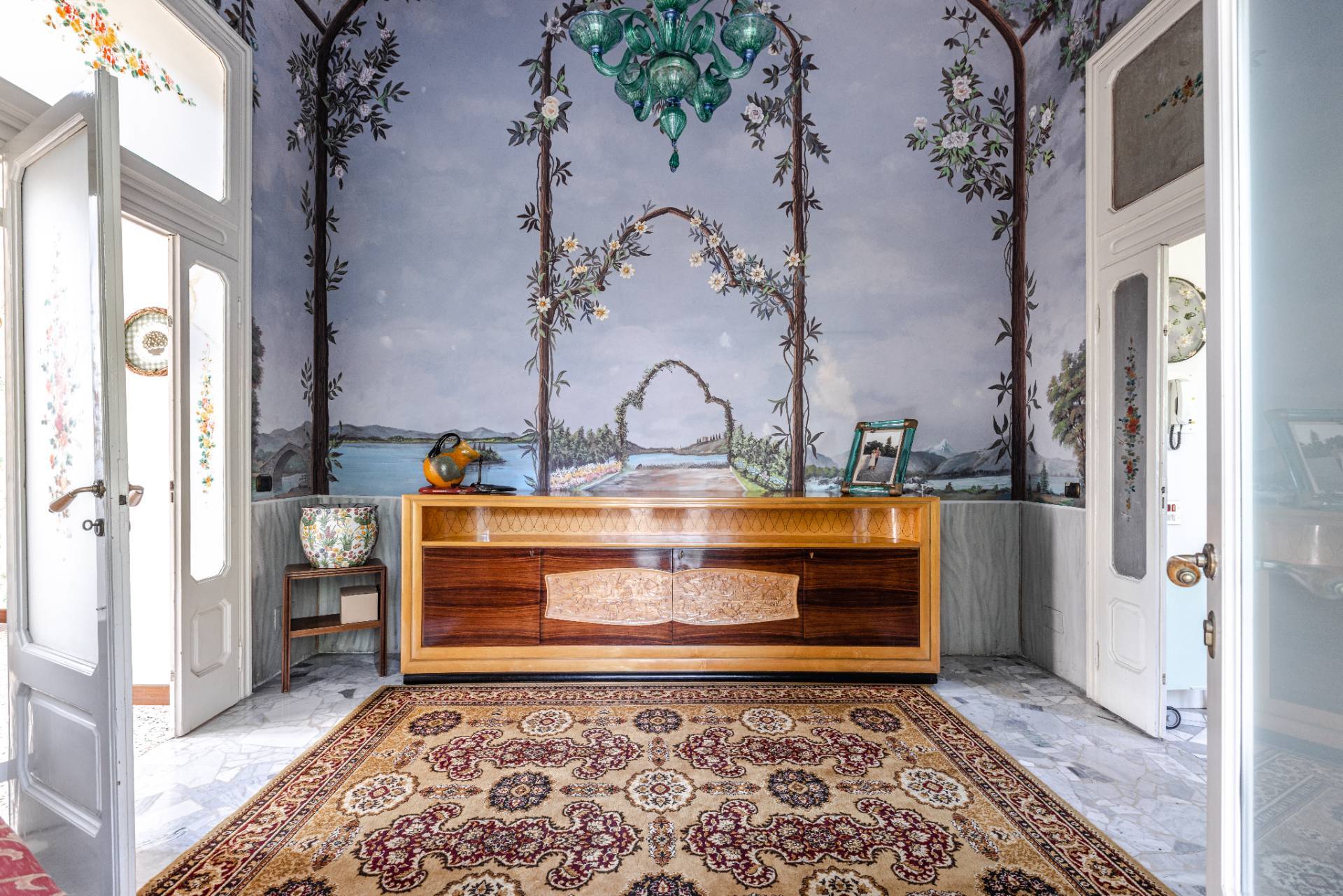 Villa in vendita a Longone al Segrino