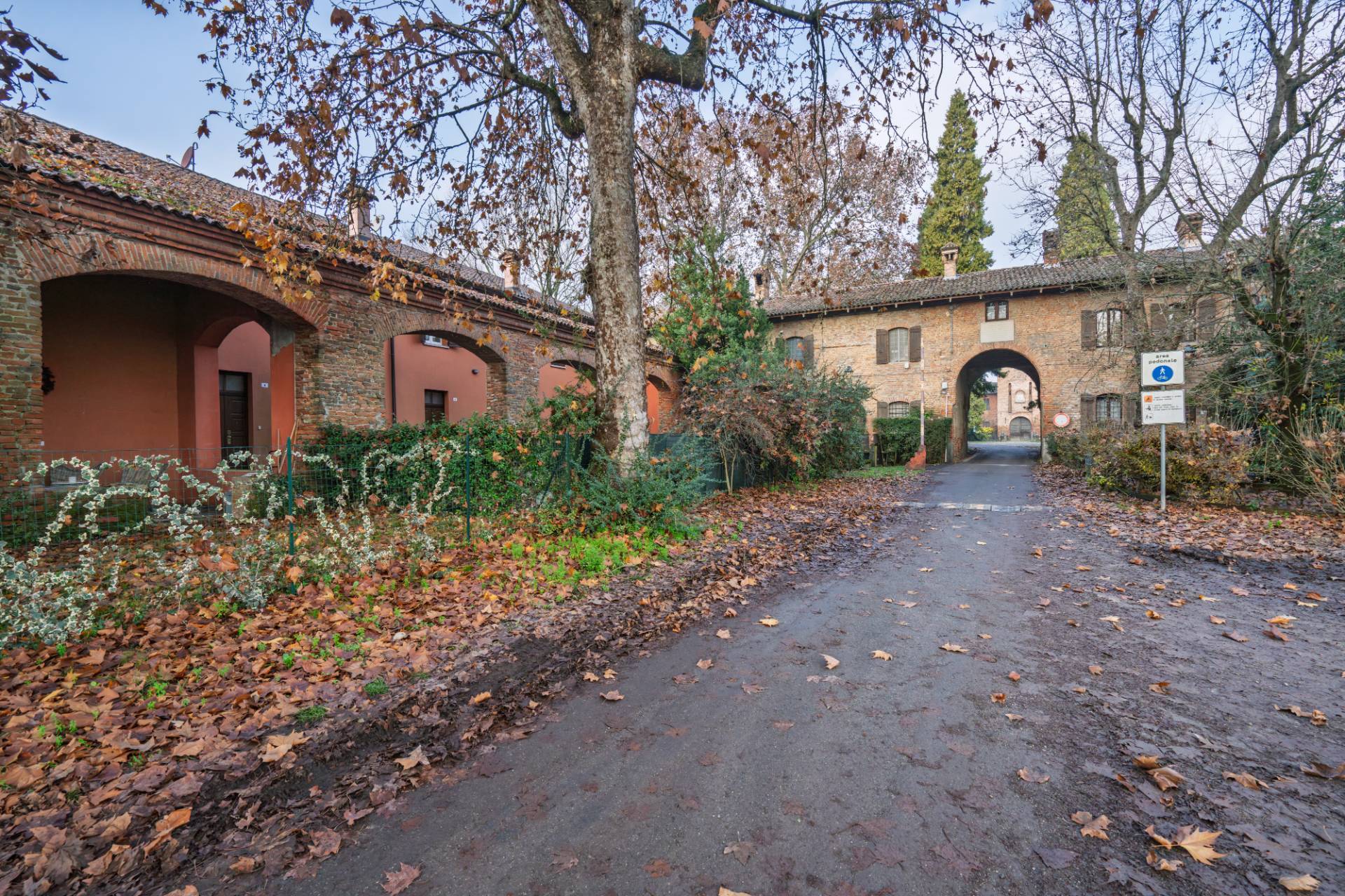 Villa in vendita a Peschiera Borromeo
