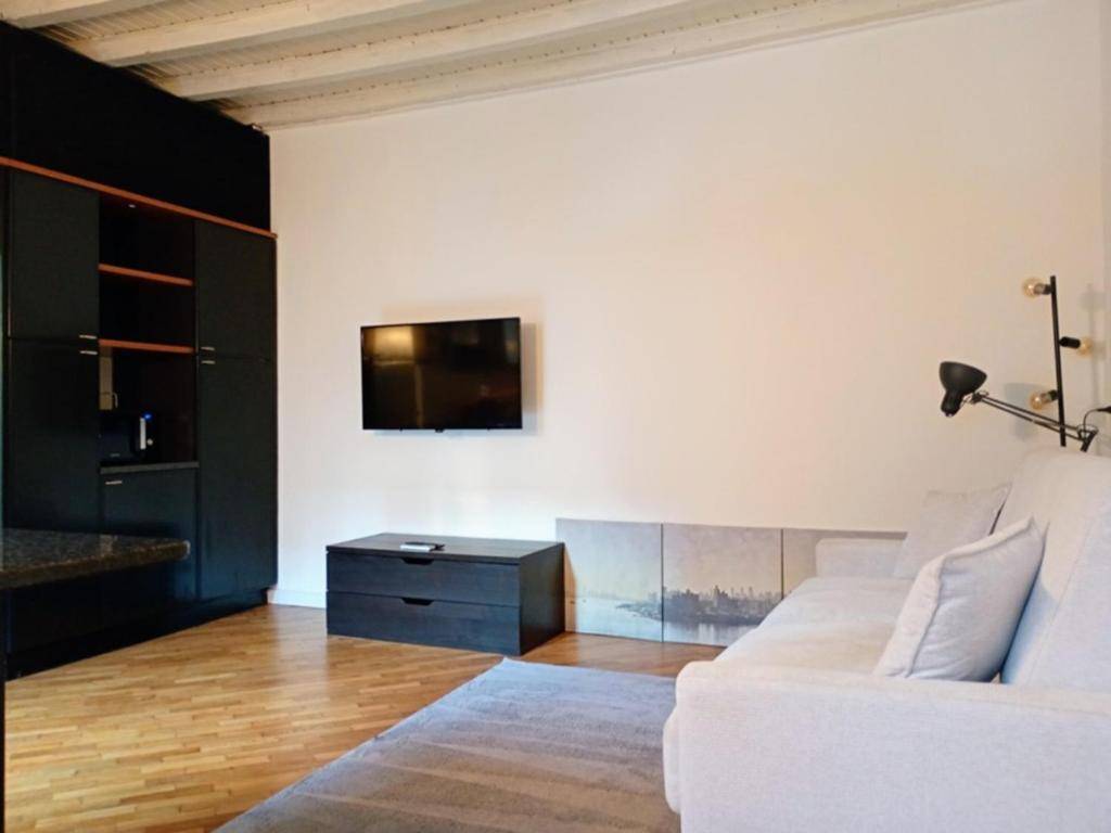 Appartamento in affitto a Milano, Milano-St. Garibaldi Isola Maciachini