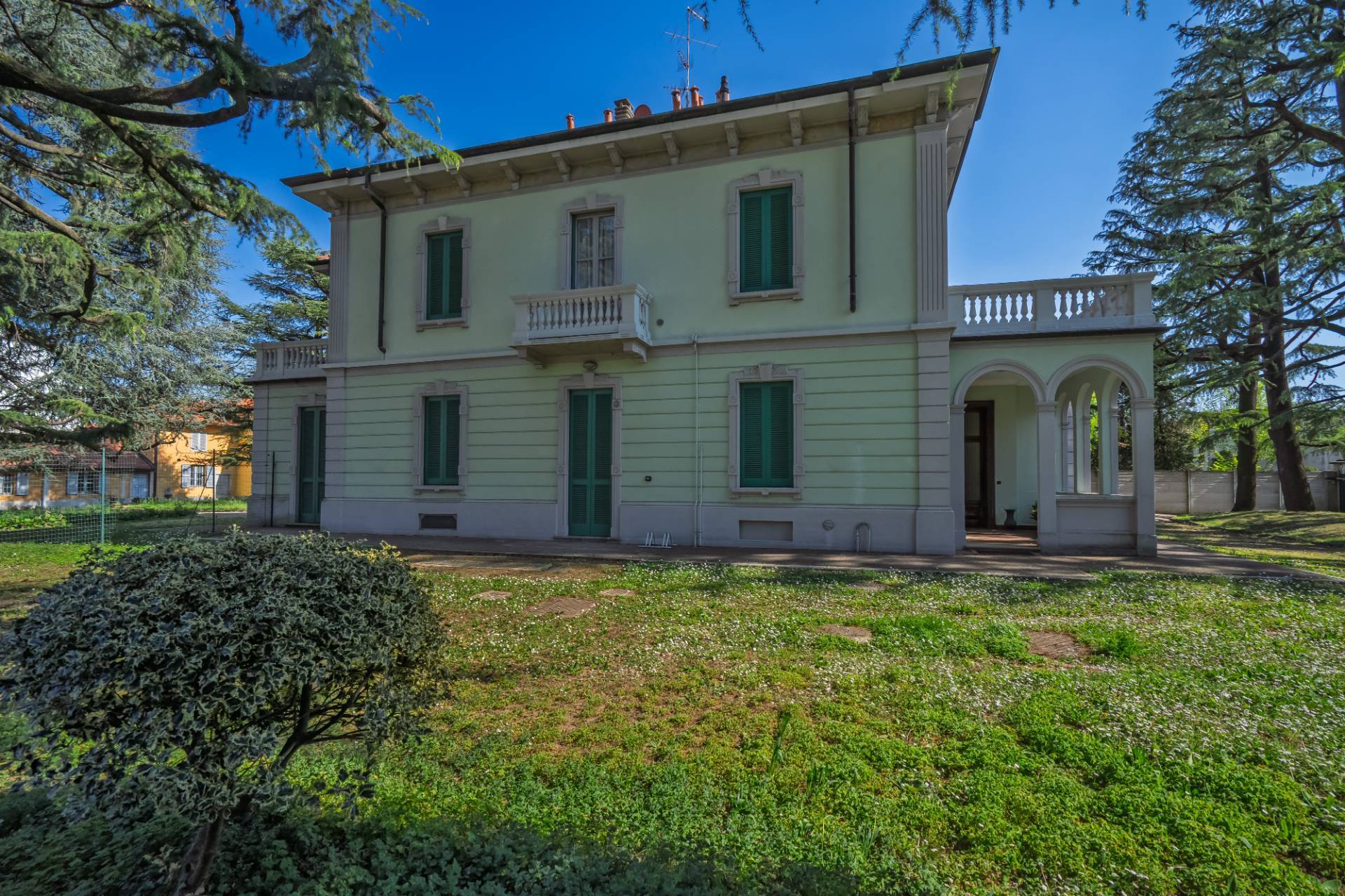 Villa in vendita a Sovico