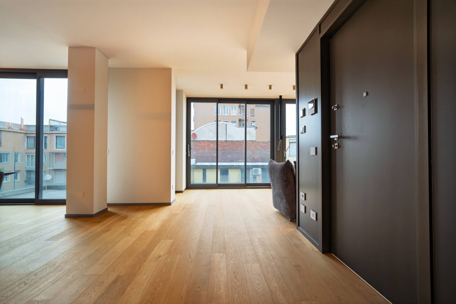 Appartamento in vendita a Milano, Milano-Repubblica Stazione Centrale