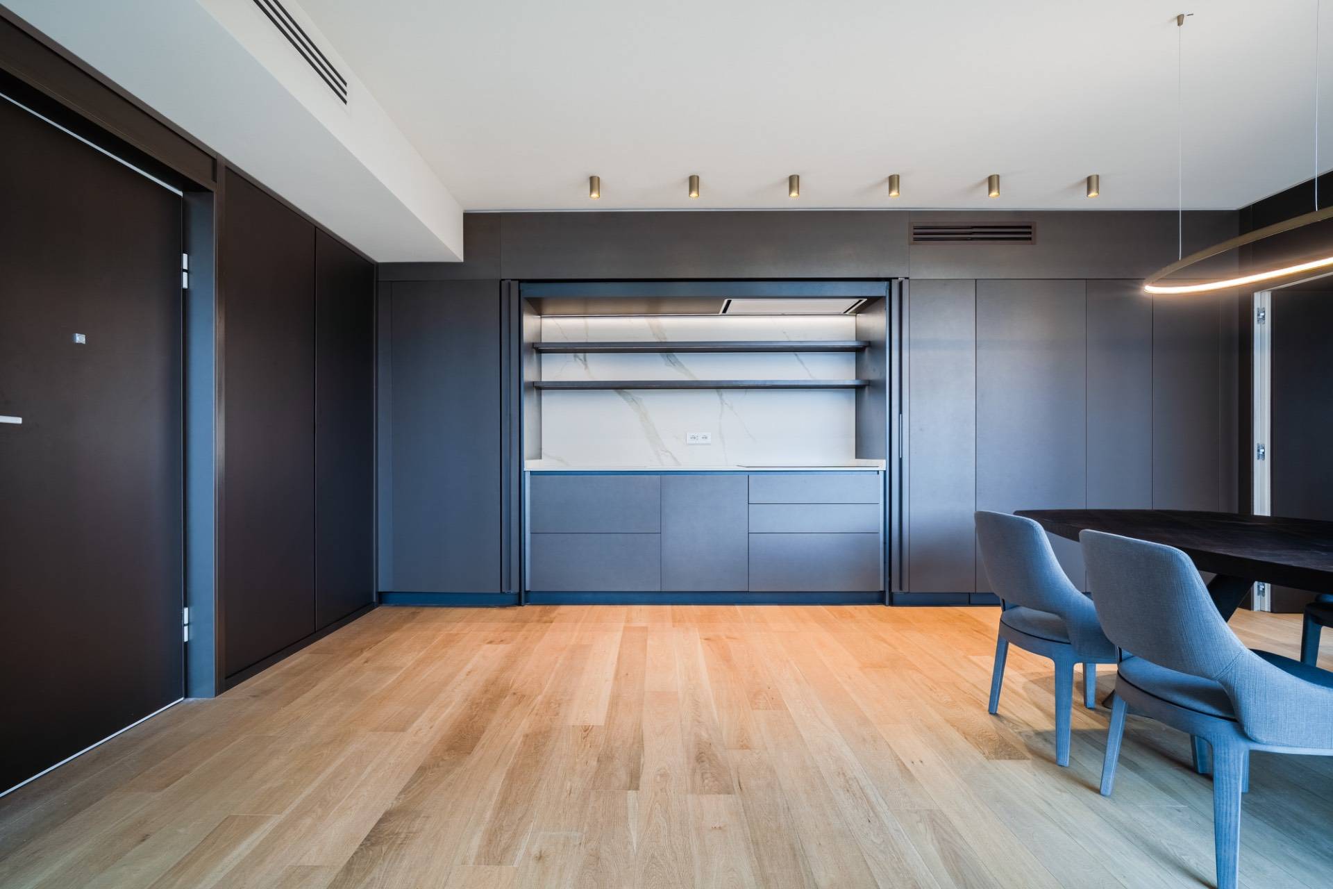 Appartamento in vendita a Milano, Milano-Repubblica Stazione Centrale