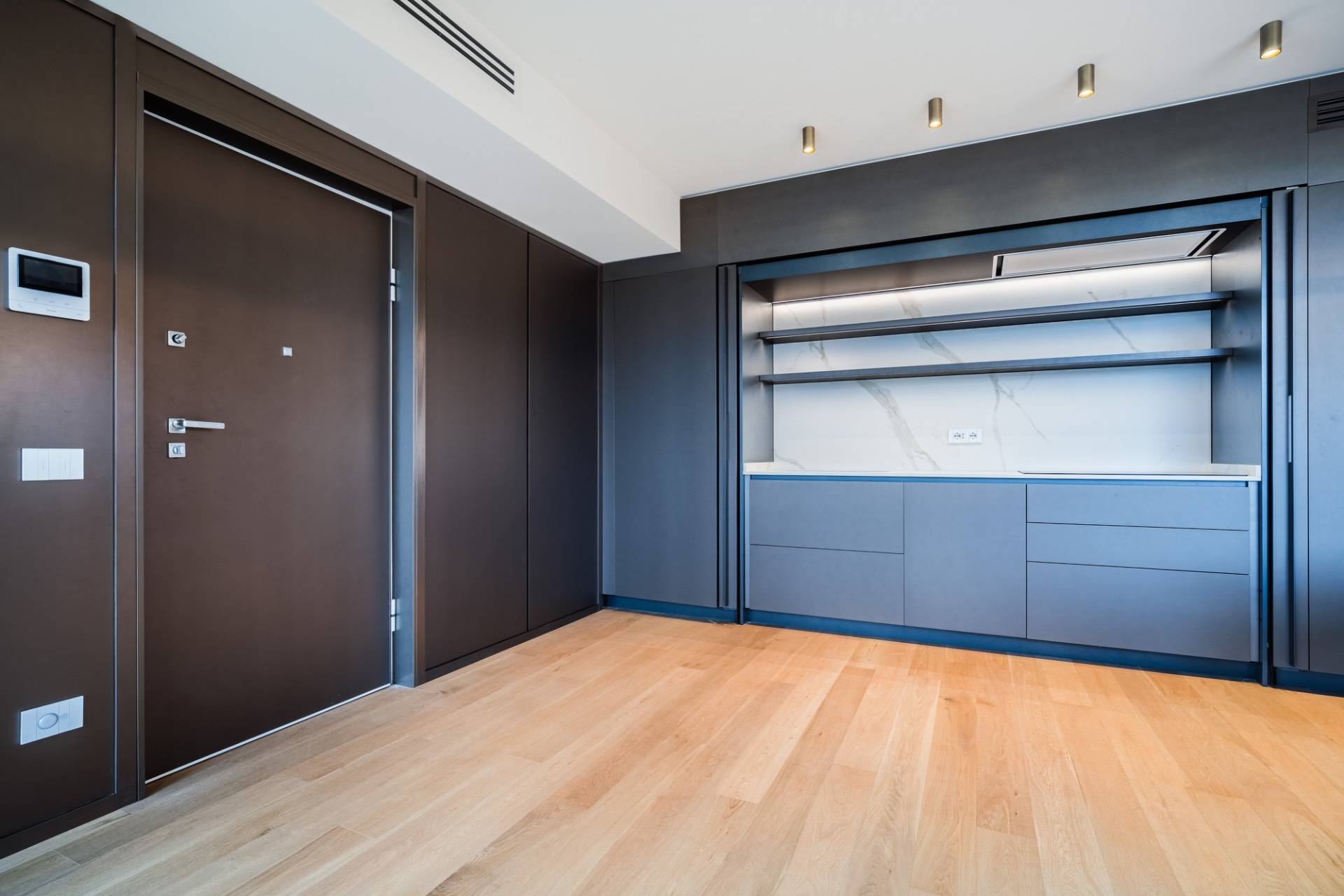 Appartamento in vendita a Milano, Milano-Repubblica Stazione Centrale