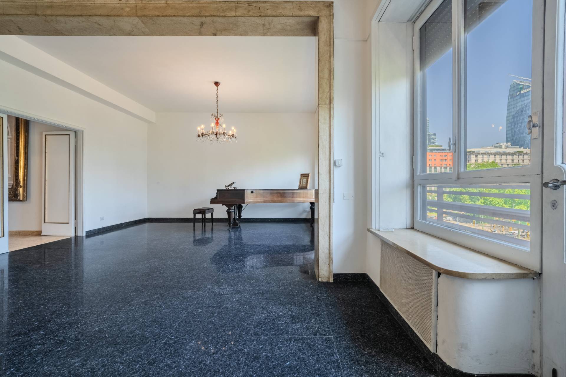 Appartamento in affitto a Milano, Milano-Repubblica Stazione Centrale