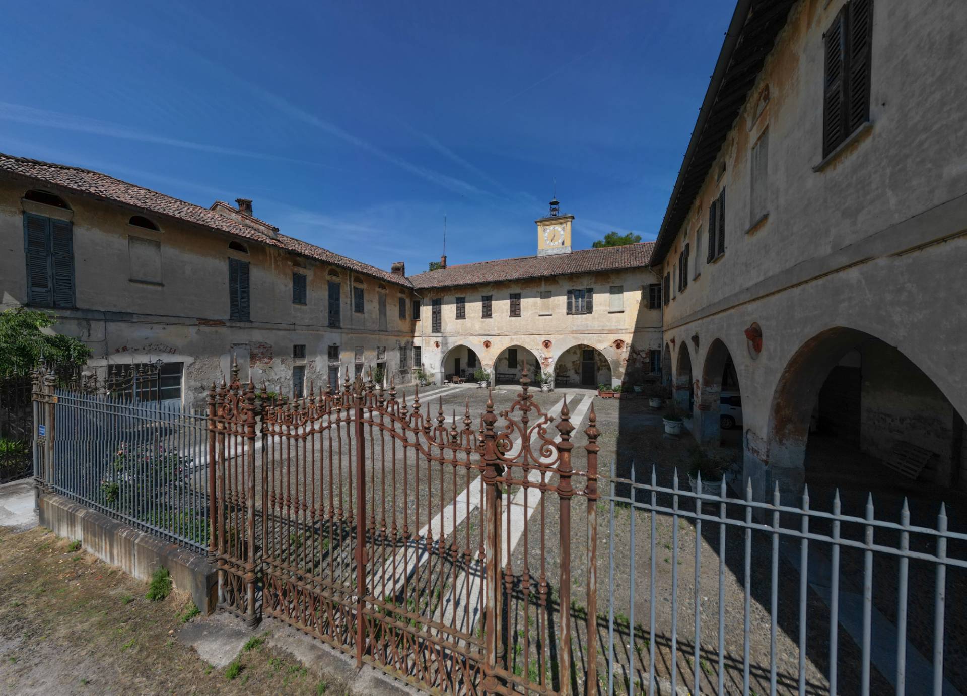 Villa in vendita a Zibido San Giacomo, Moirago