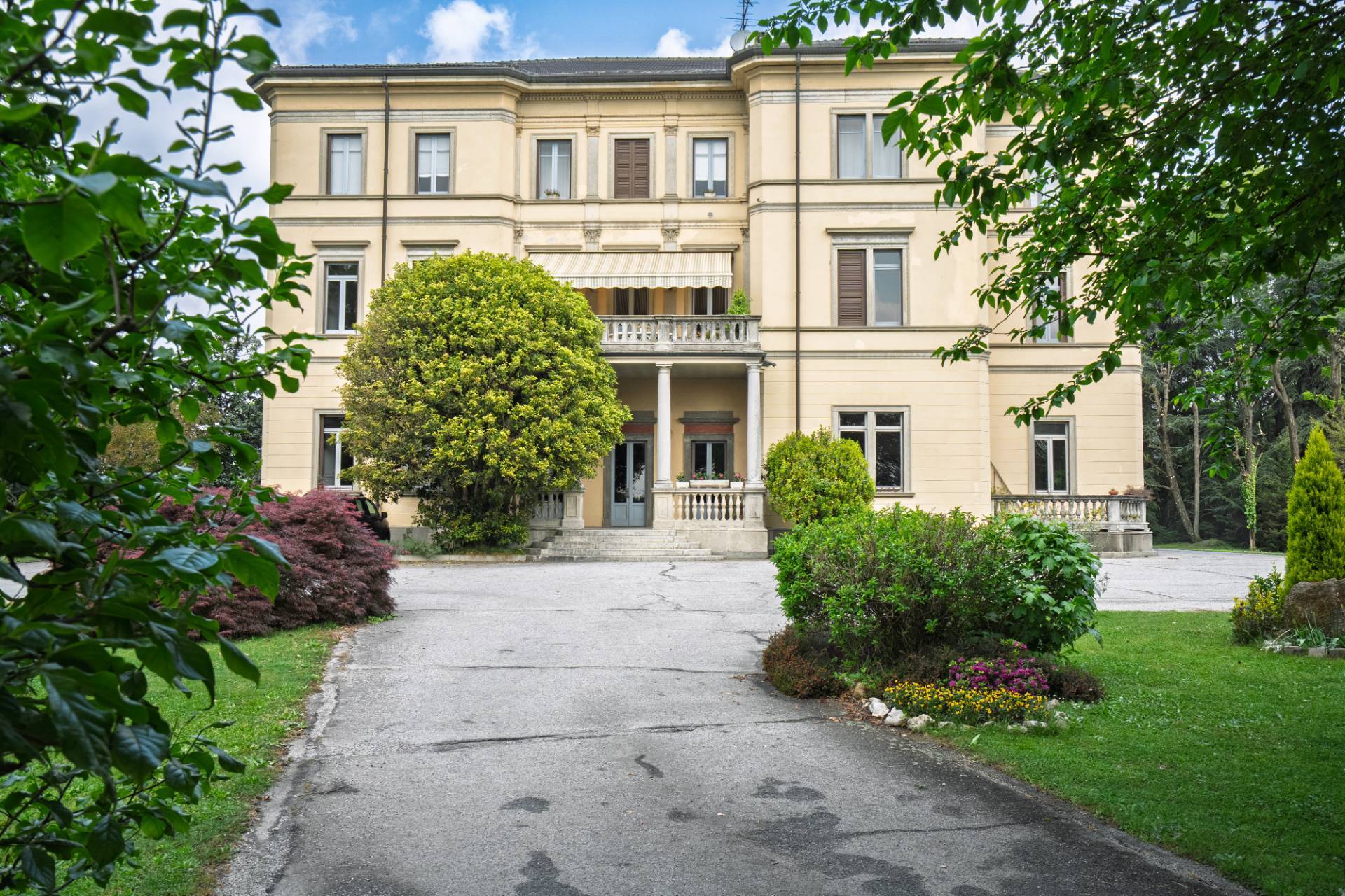 Villa in vendita a Limido Comasco