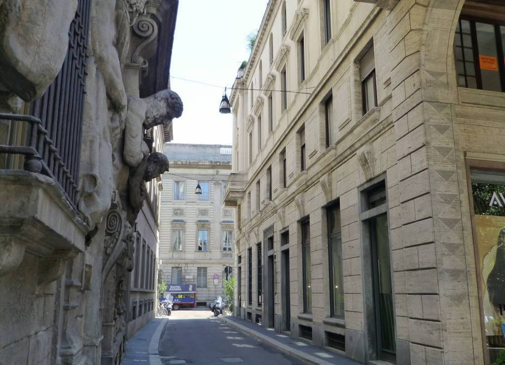Negozio in affitto a Milano, DUOMO