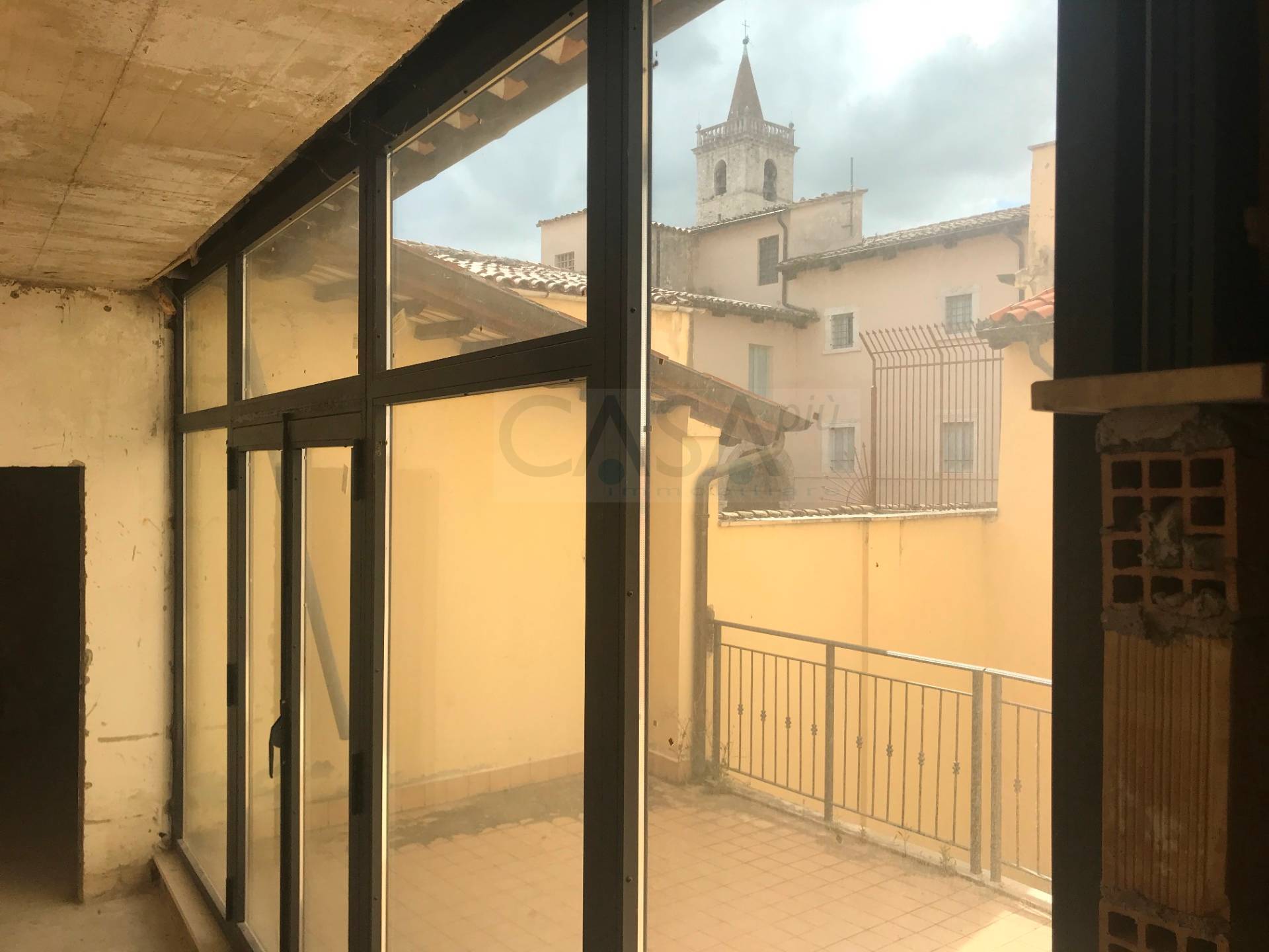 Appartamento con terrazzo a Ascoli Piceno