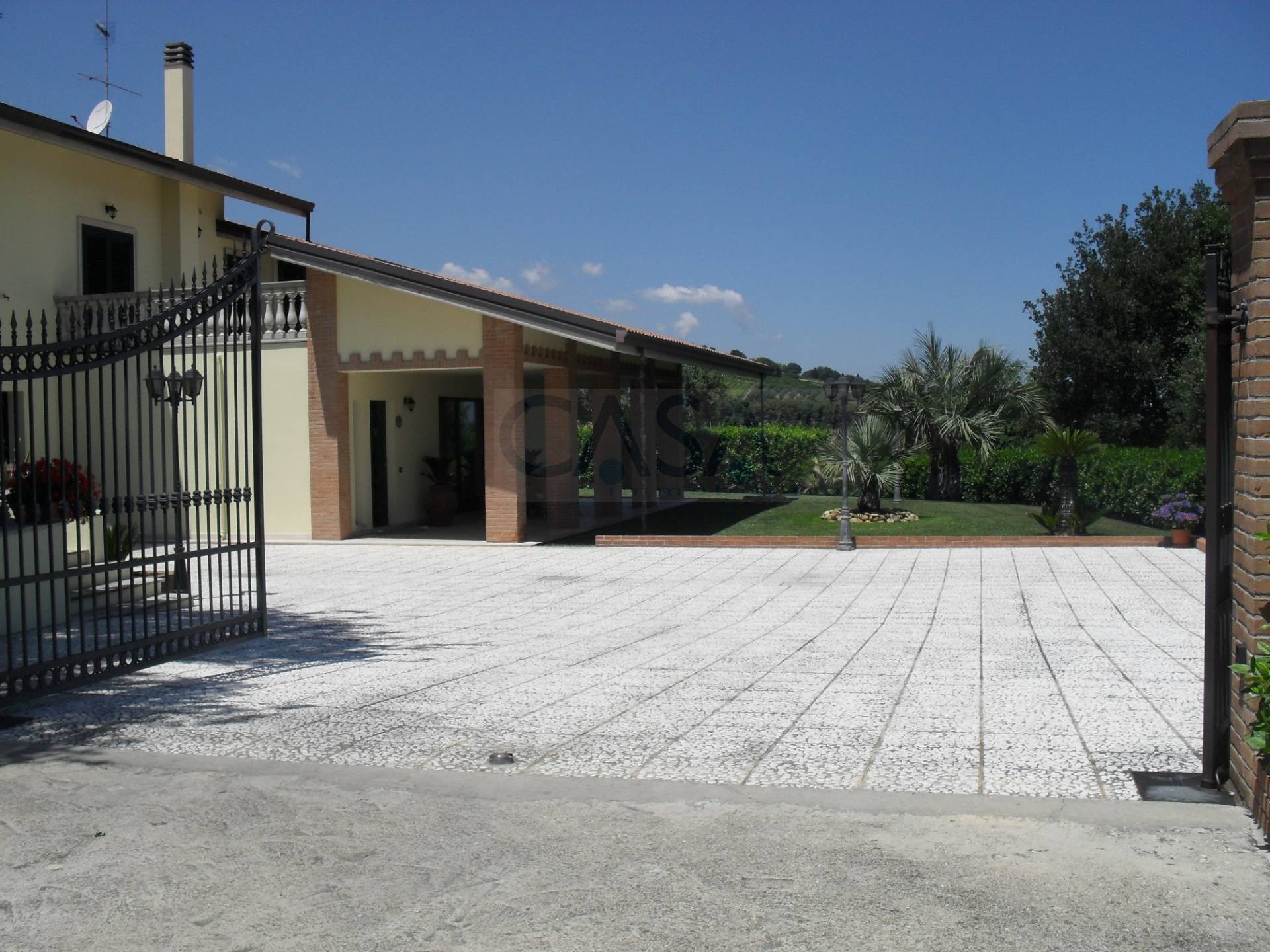 Villa in vendita a Martinsicuro