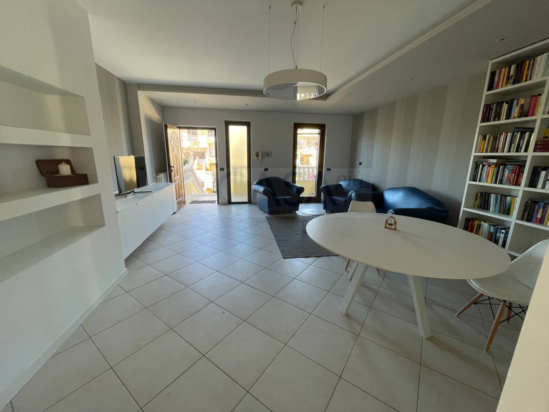 Appartamento in vendita a Nereto, Parignano