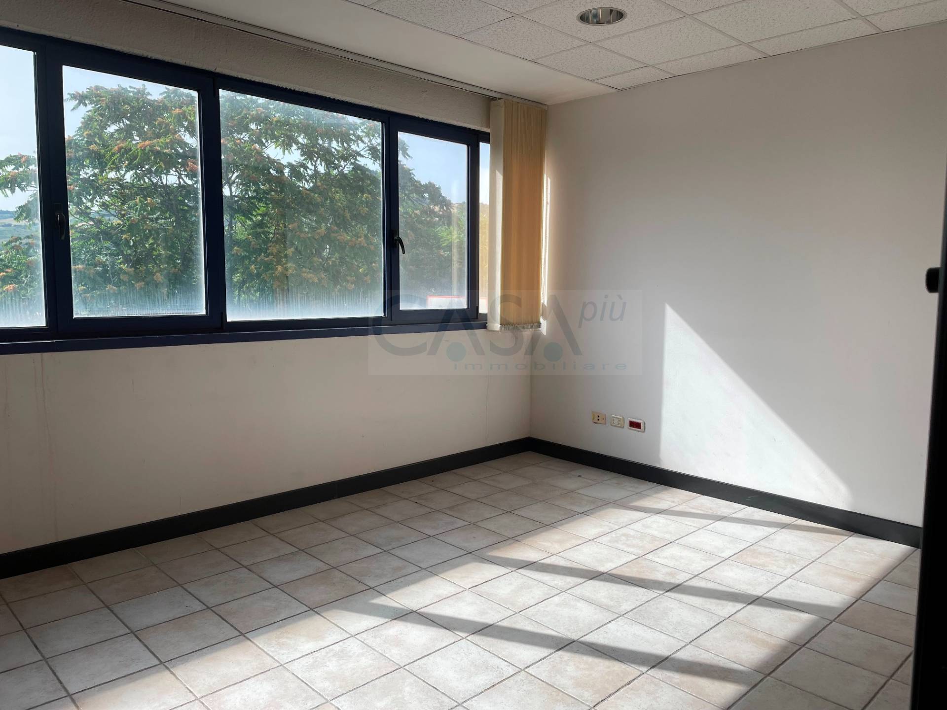 Studio/Ufficio in vendita a Ascoli Piceno