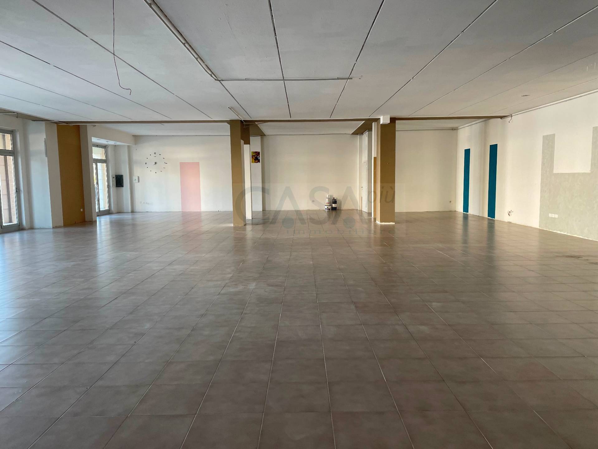 Locale commerciale in affitto a Spinetoli, Pagliare