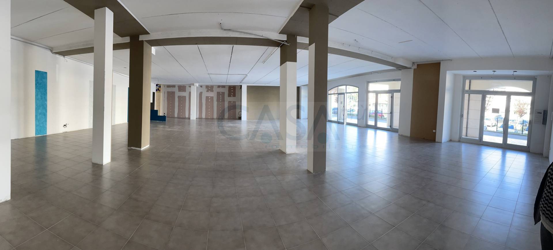 Locale commerciale in vendita a Spinetoli, Pagliare