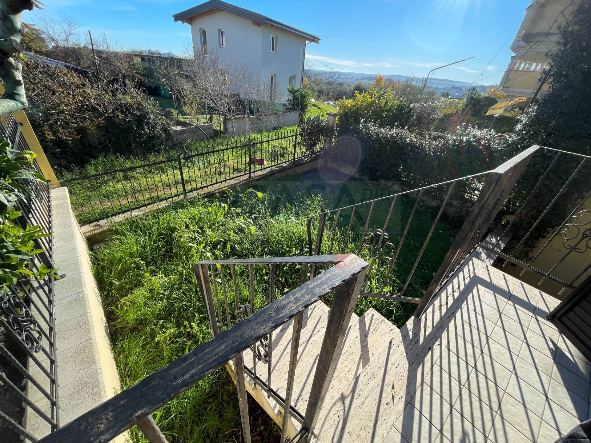 Appartamento in vendita a Nereto, Parignano