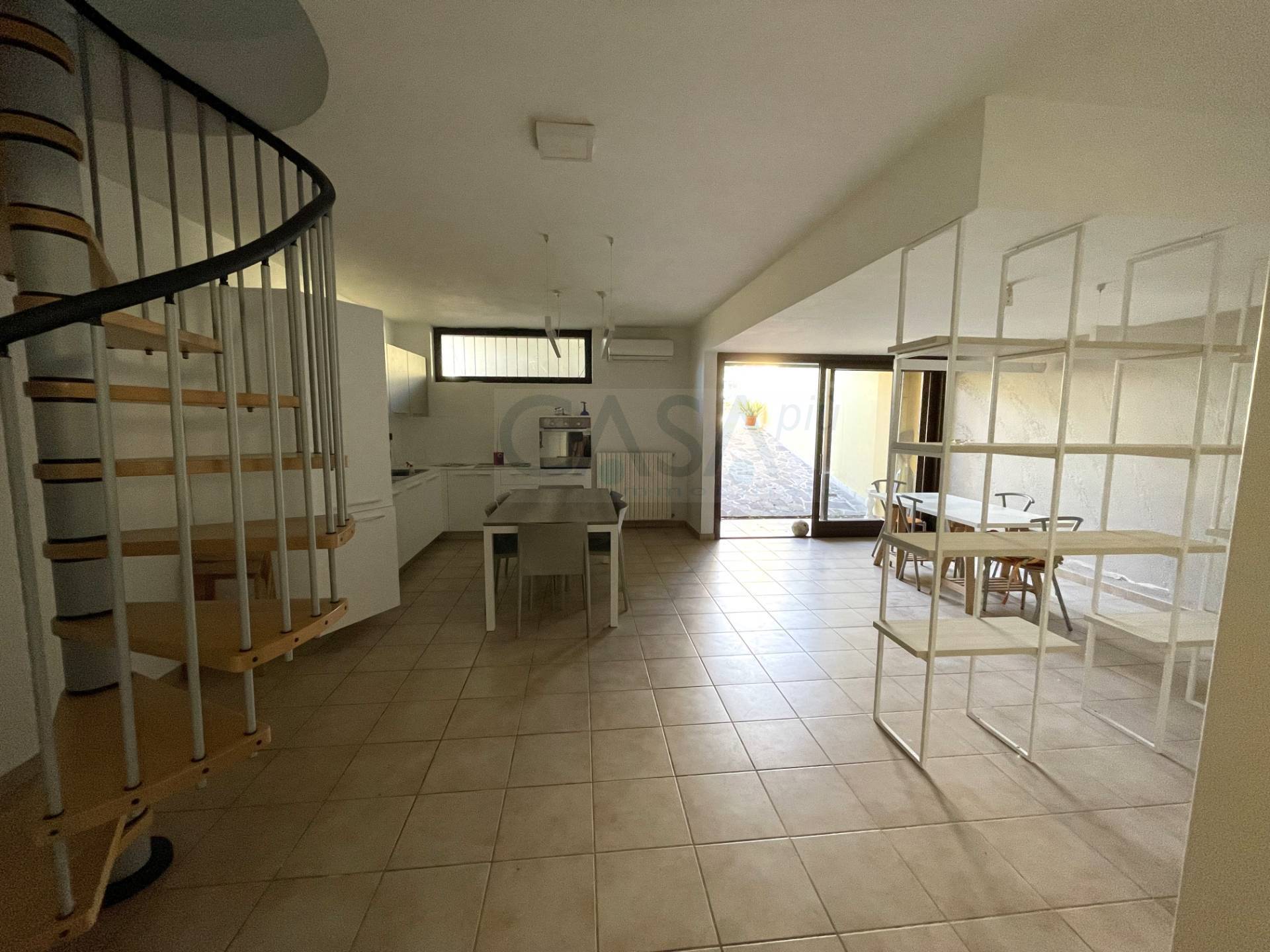 Appartamento in vendita a Nereto, Parignano