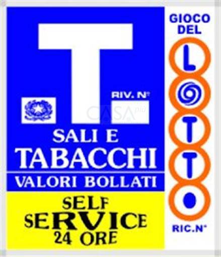 Tabaccheria in vendita a Ascoli Piceno, Centro Storico