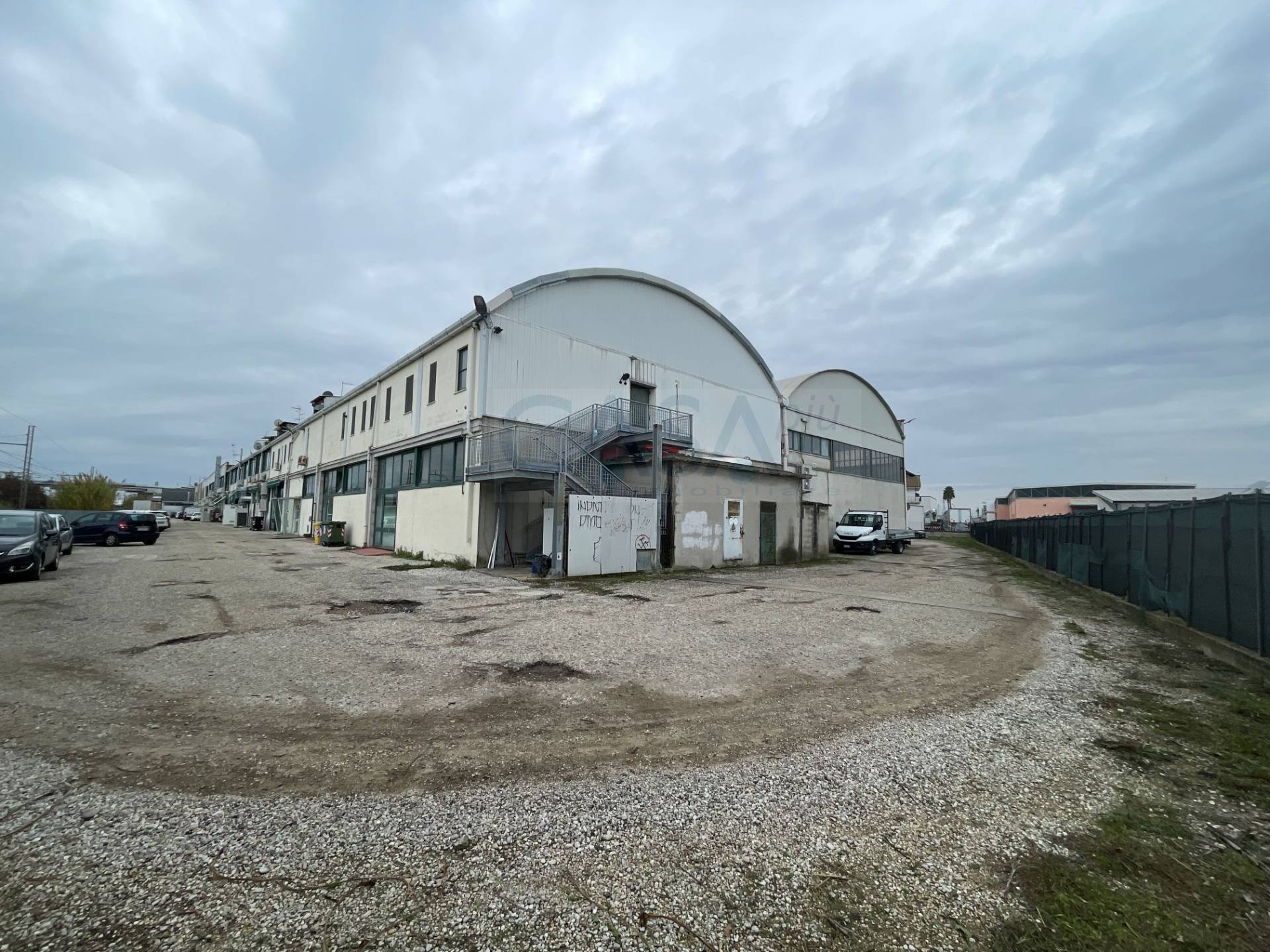 Capannone in vendita a San Benedetto del Tronto