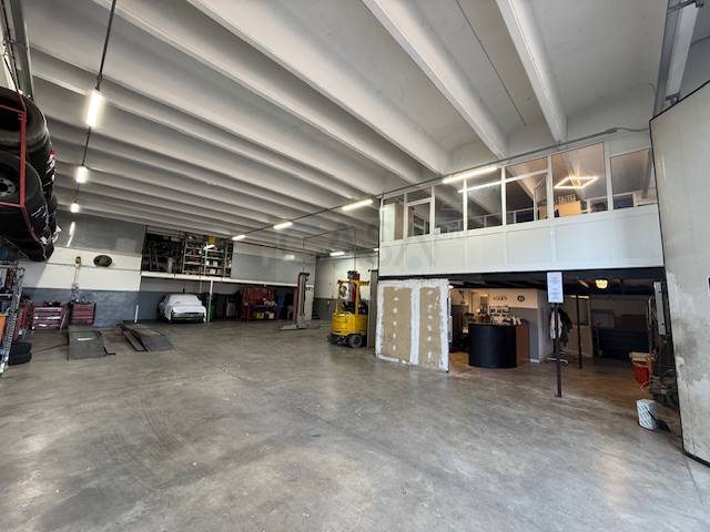 Capannone in vendita a Martinsicuro