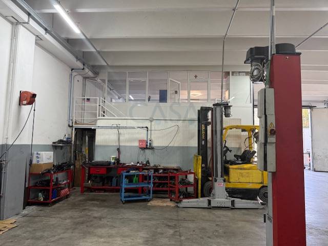 Capannone in vendita a Martinsicuro