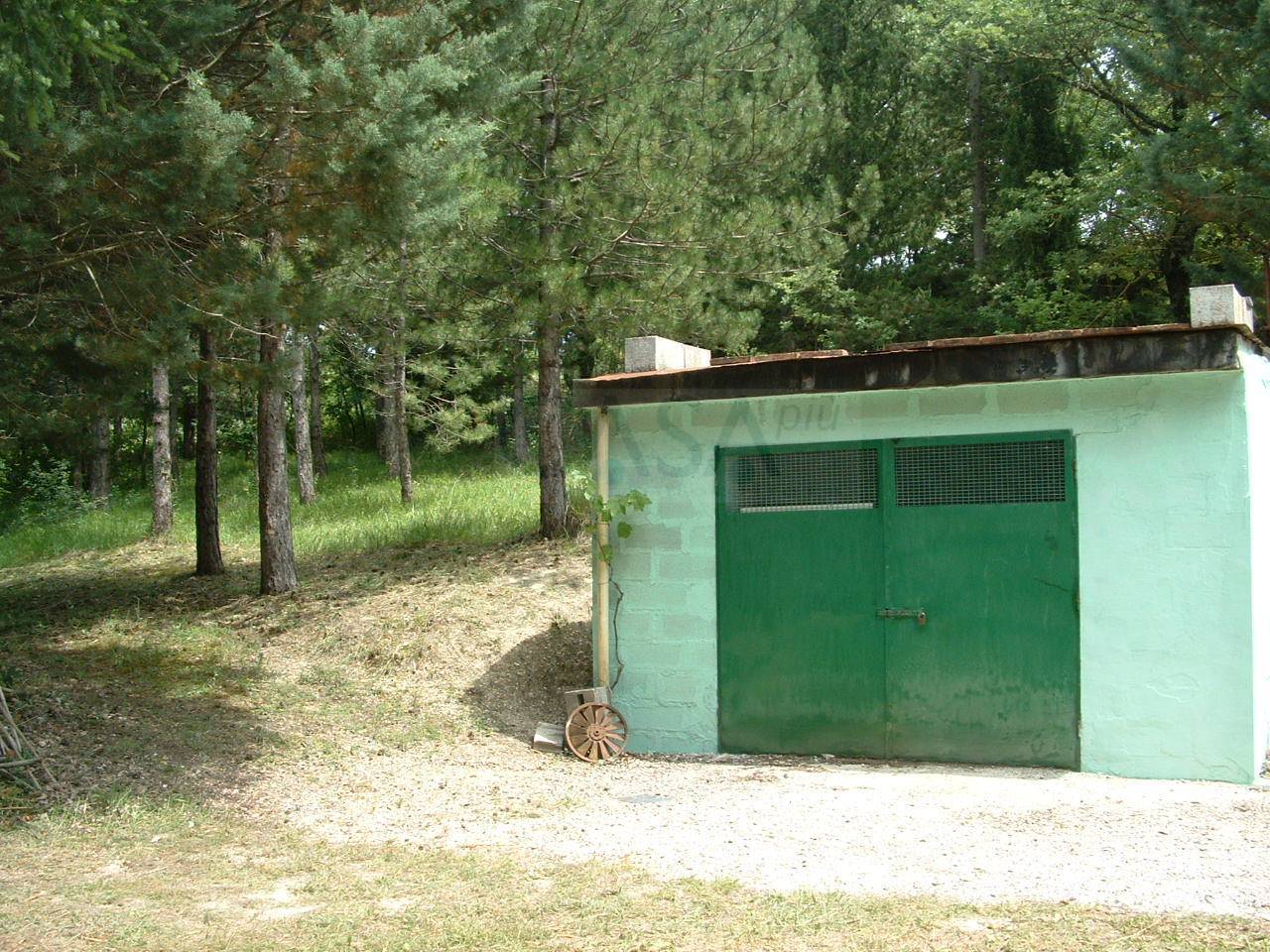 Rustico in vendita a Fabriano