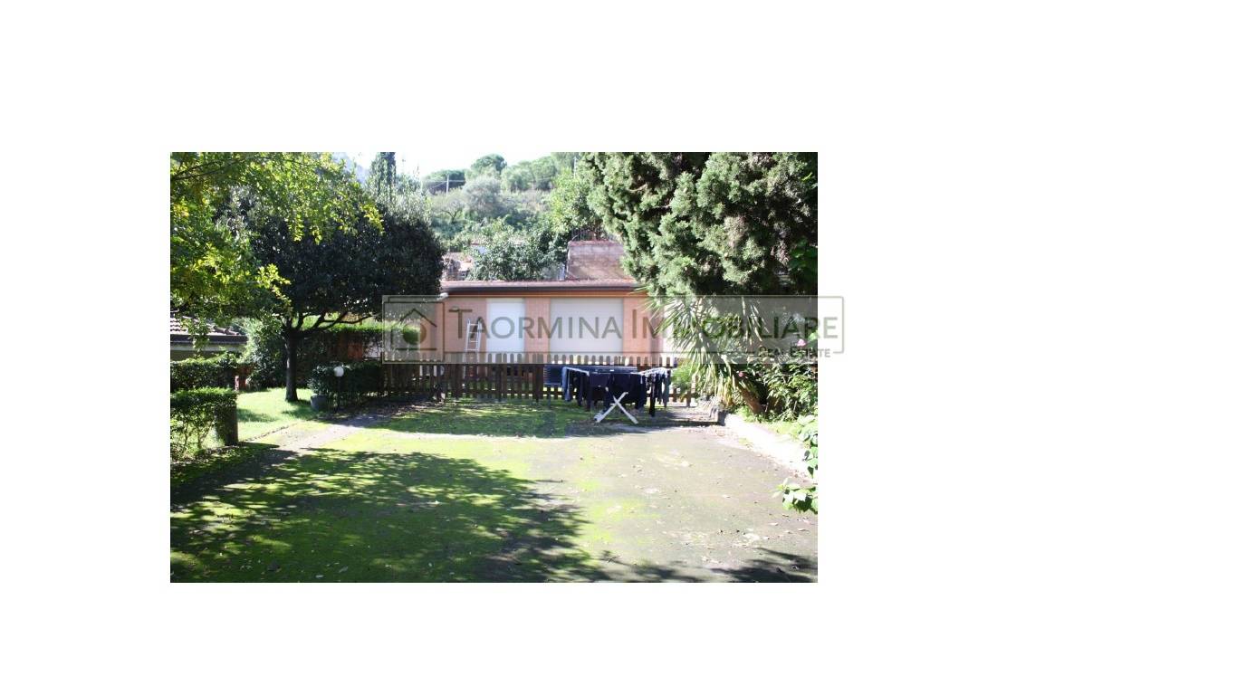 Vendo villa con terrazzo Taormina mazzar
