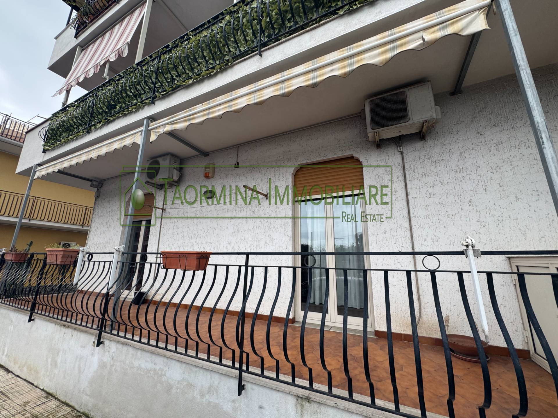 Appartamento in vendita a Giardini-Naxos, Giardini