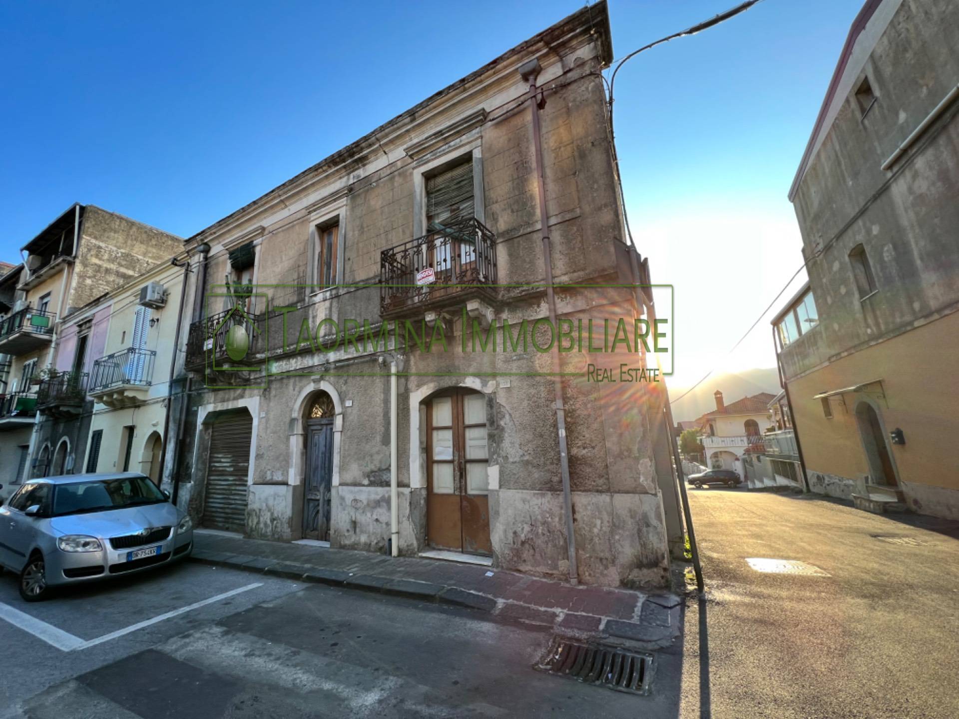 Casa singola in vendita a Gaggi, Gaggi