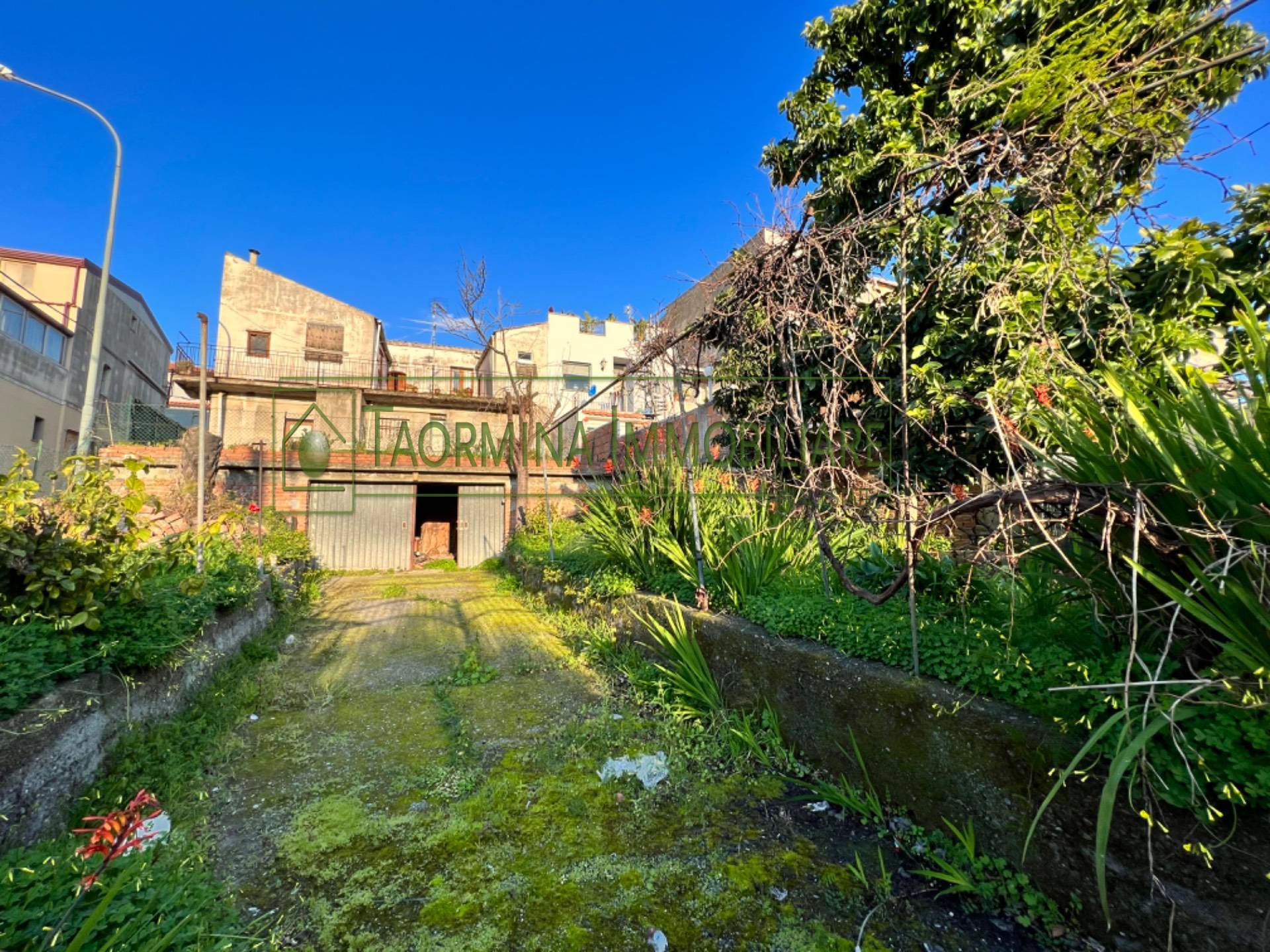 Casa singola in vendita a Gaggi, Gaggi