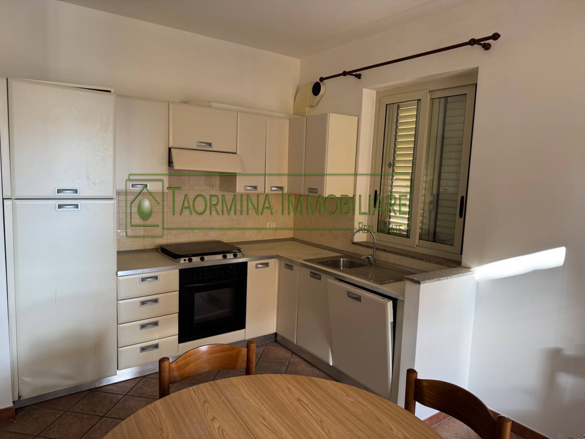 Appartamento in vendita a Taormina, Mazzeo