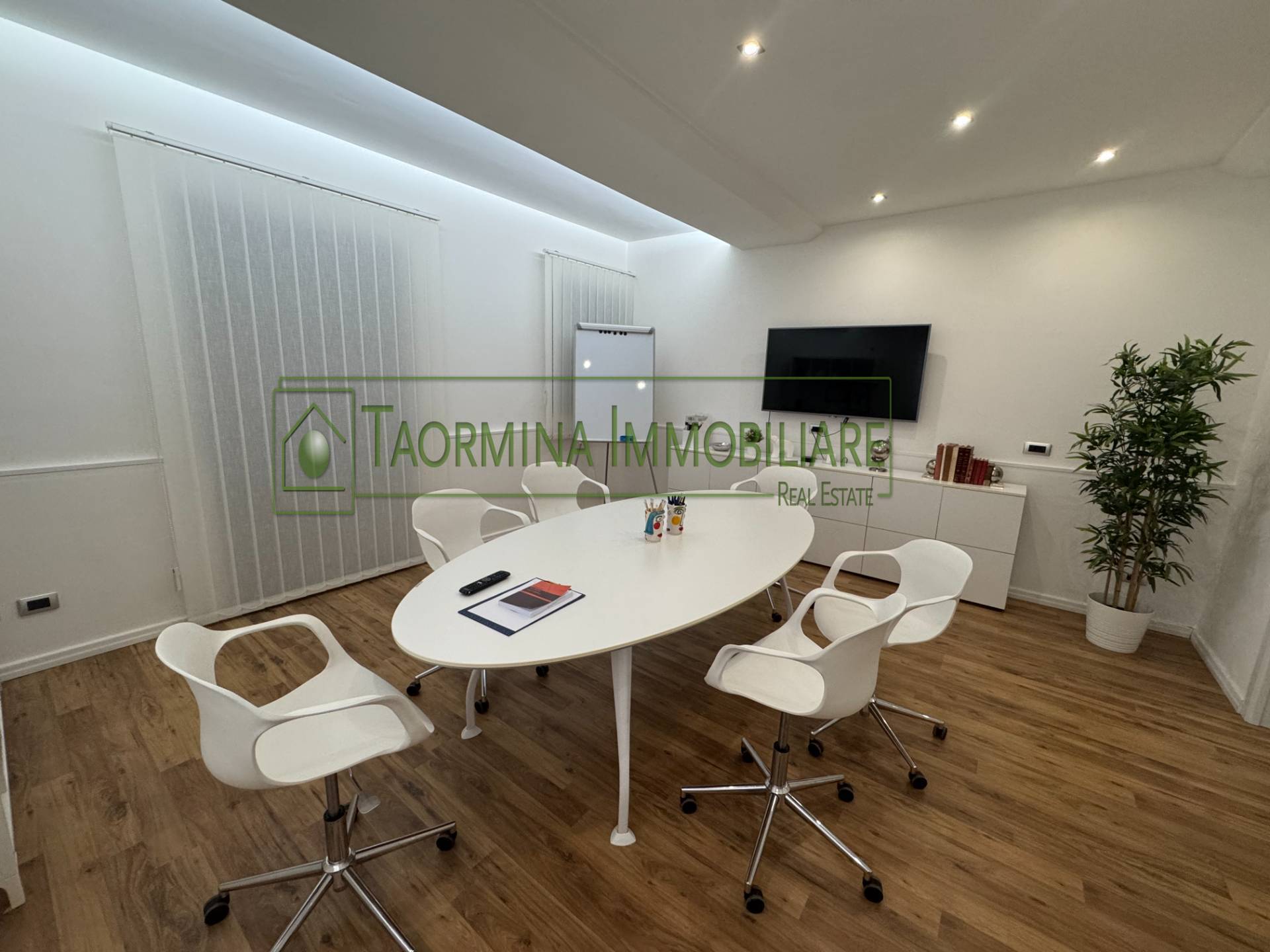 Studio/Ufficio in affitto a Taormina, Trappitello