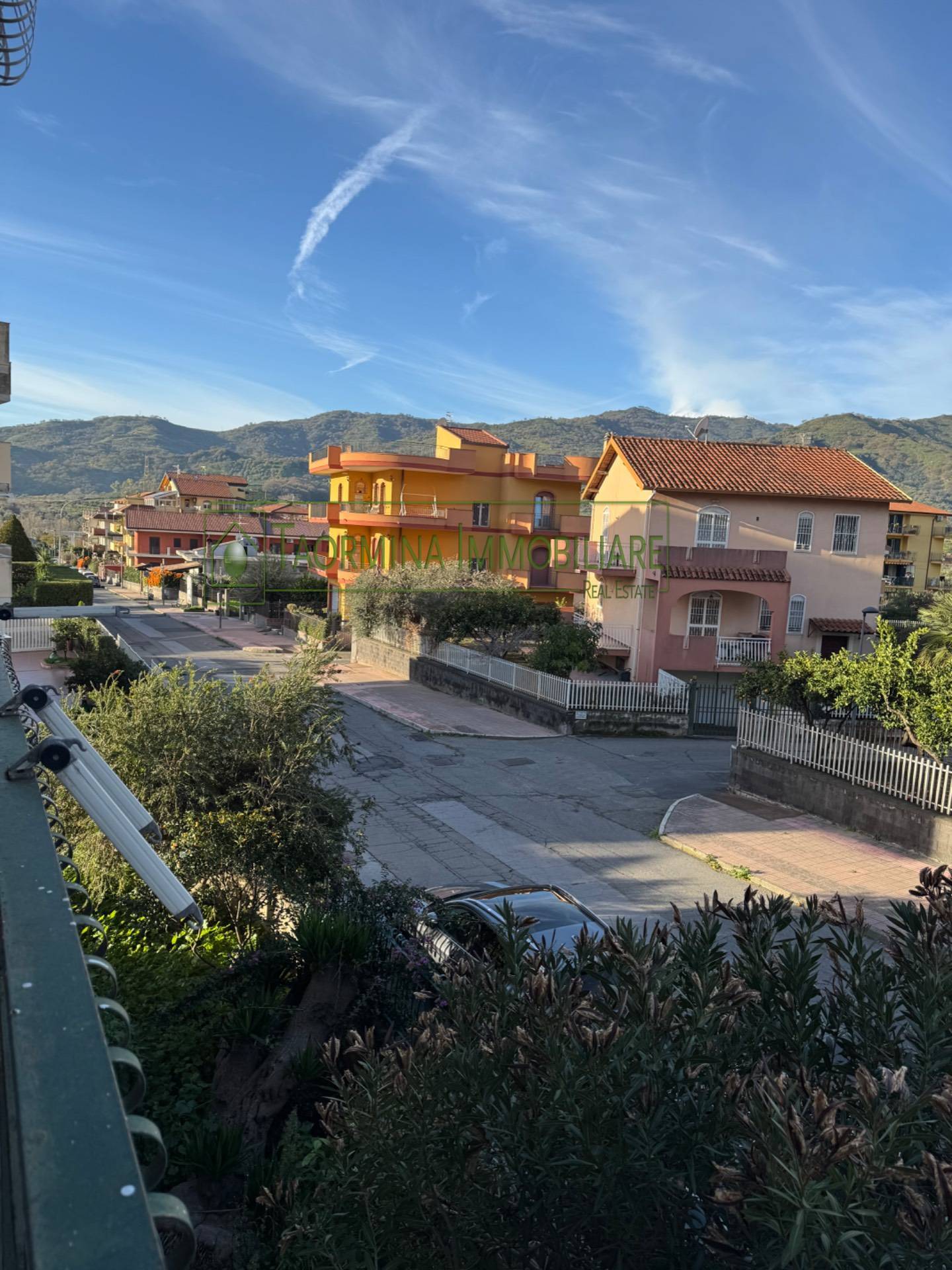 Appartamento in vendita a Gaggi, Gaggi