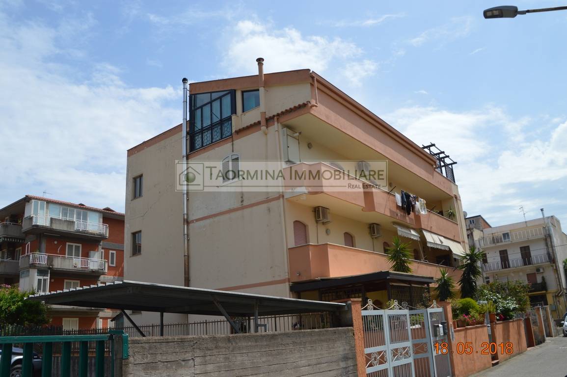 Appartamento in vendita a Taormina, Trappitello