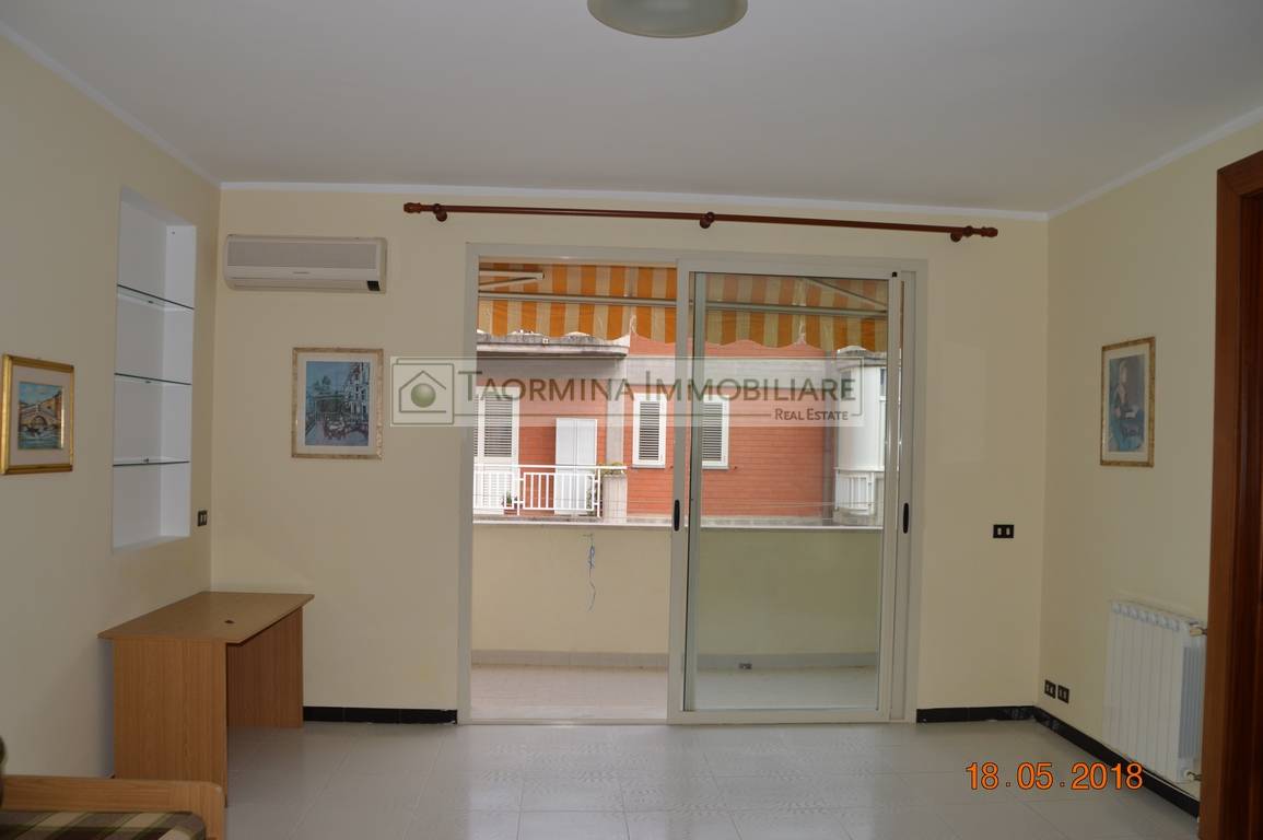 Appartamento in vendita a Taormina, Trappitello