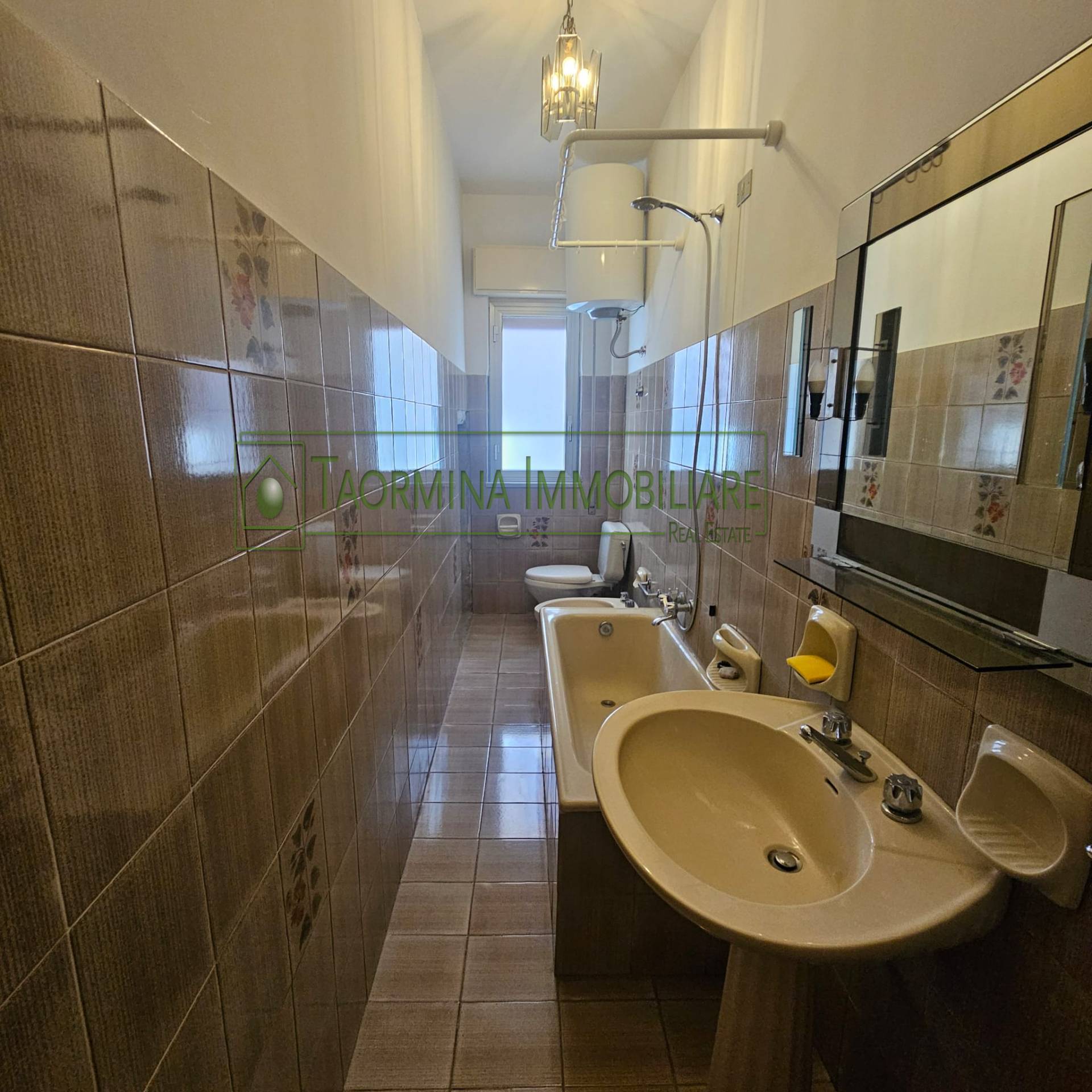 Appartamento in vendita a Gaggi, Gaggi