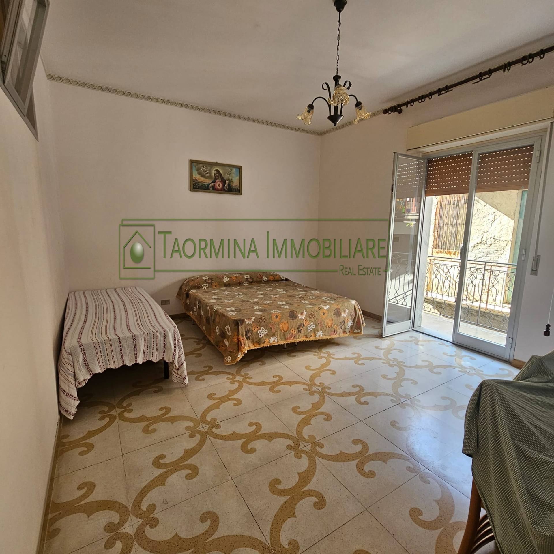 Appartamento in vendita a Gaggi, Gaggi