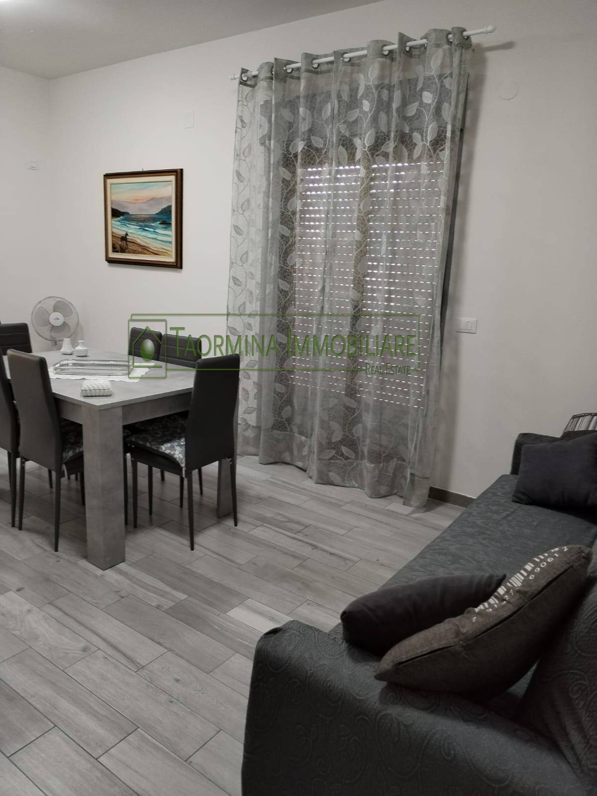 Appartamento in vendita a Gaggi, Gaggi