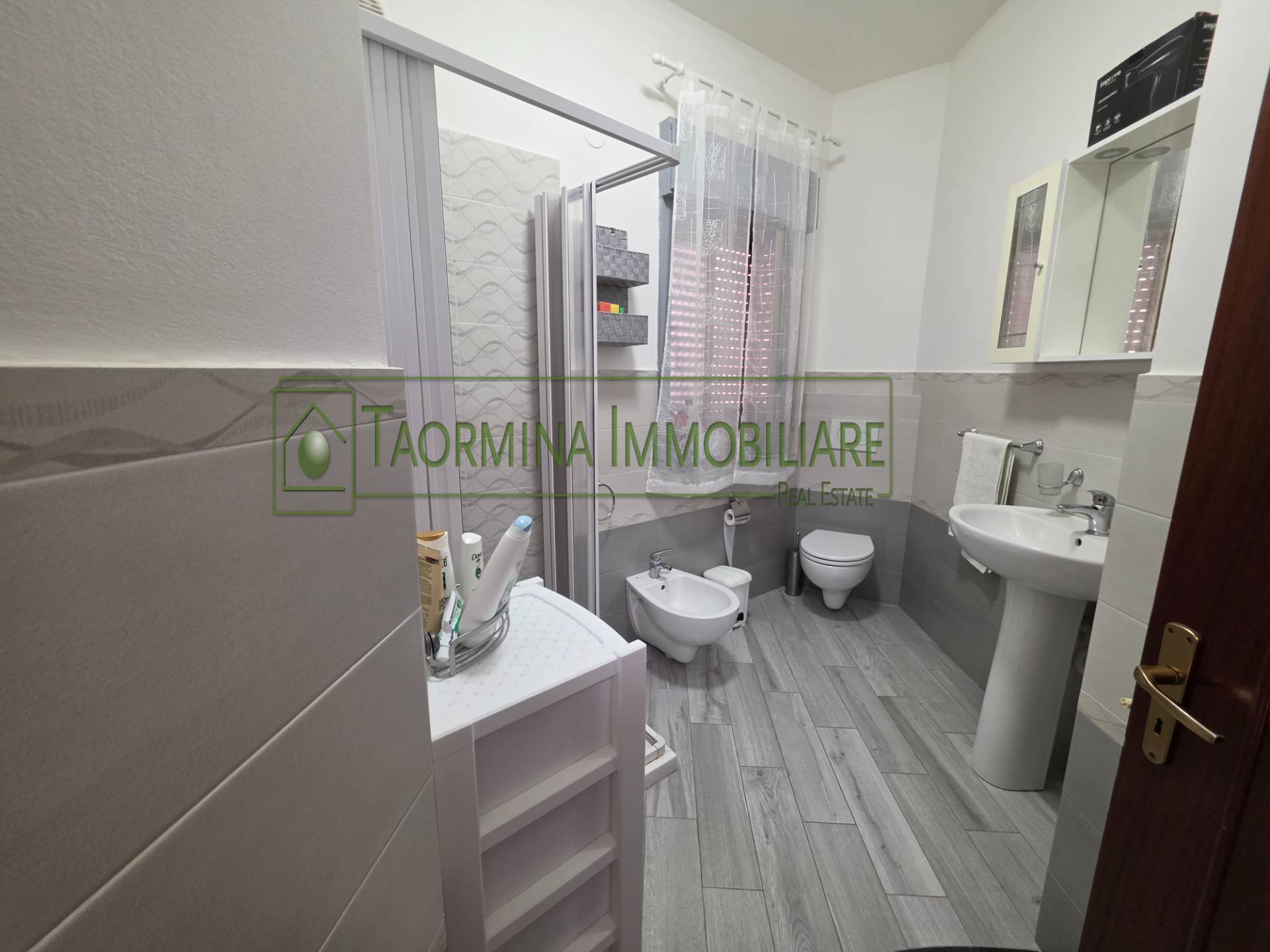 Appartamento in vendita a Gaggi, Gaggi