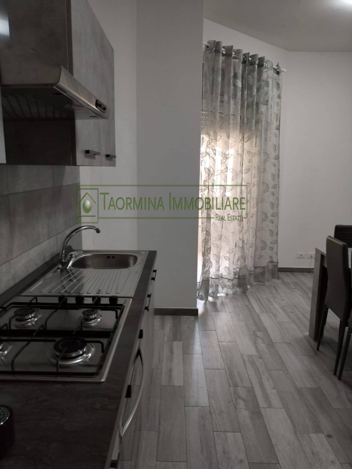 Appartamento in vendita a Gaggi, Gaggi