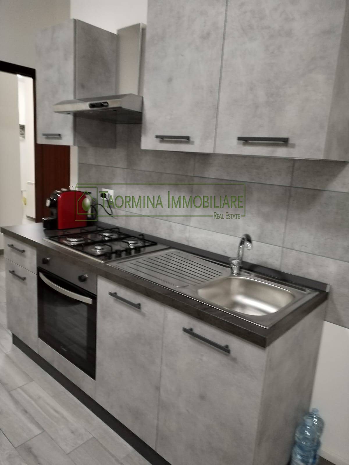 Appartamento in vendita a Gaggi, Gaggi