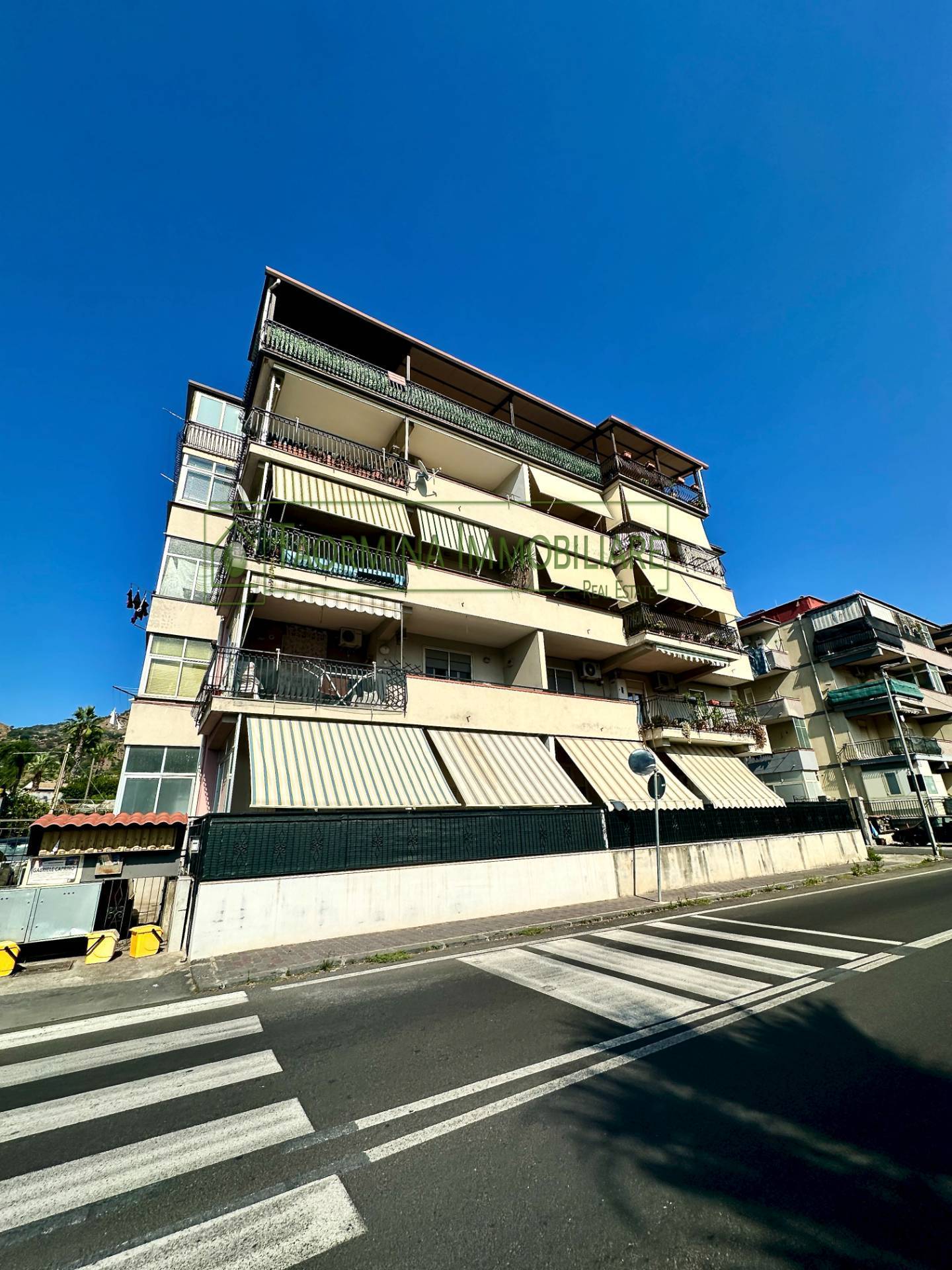 Appartamento in vendita a Gaggi, Gaggi